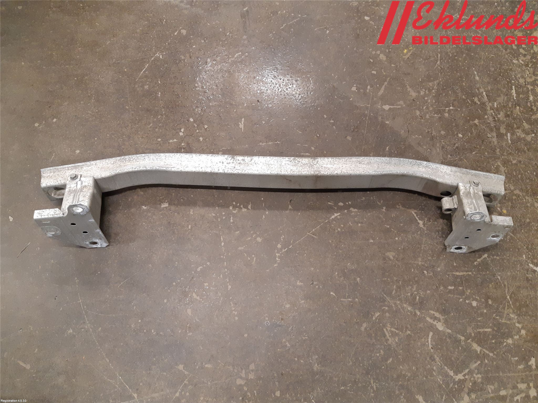 Renault CLIO III  09-12 Stötfångarbalk Fram