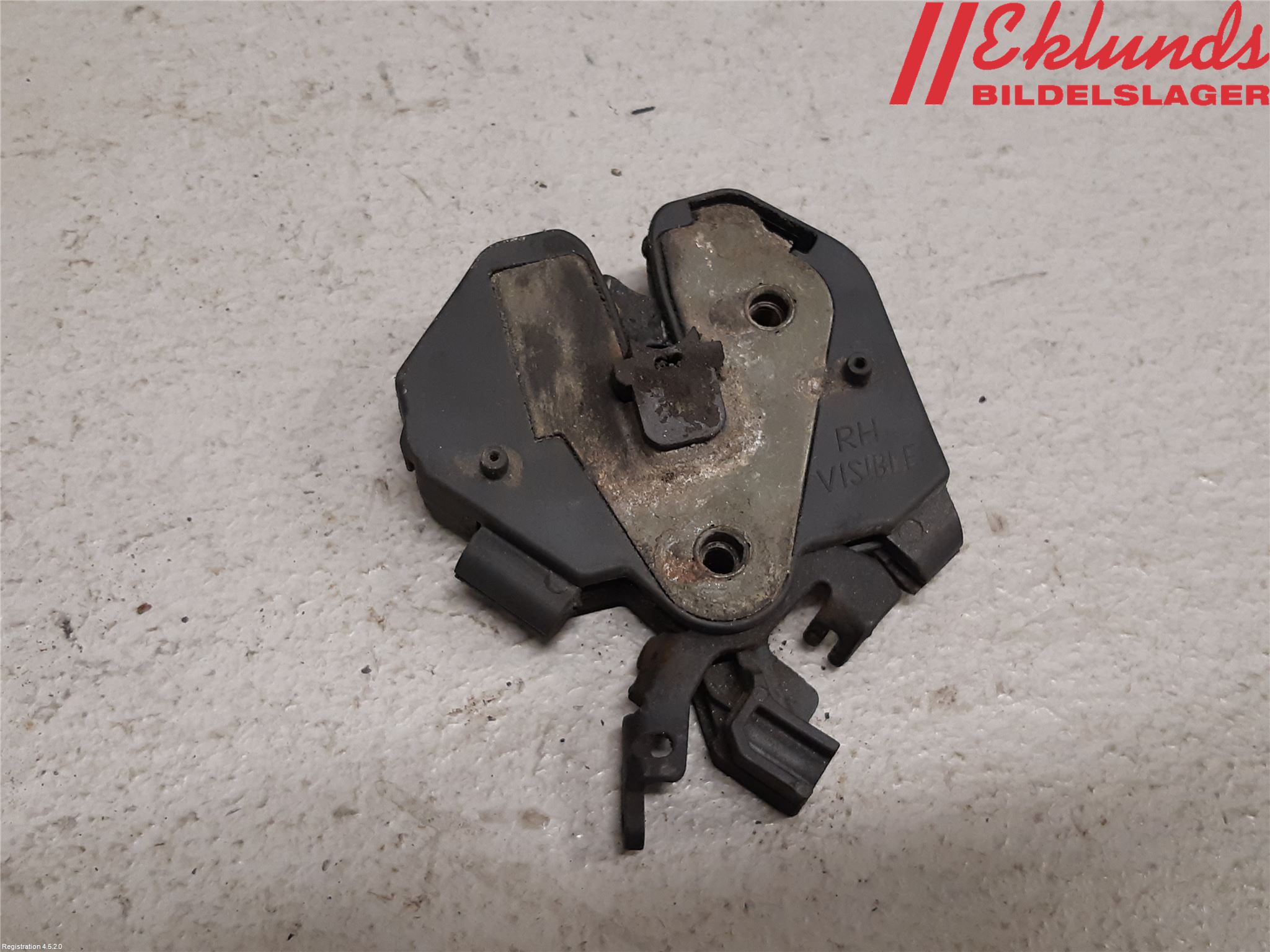 Volvo V70 00-04 Huvlås