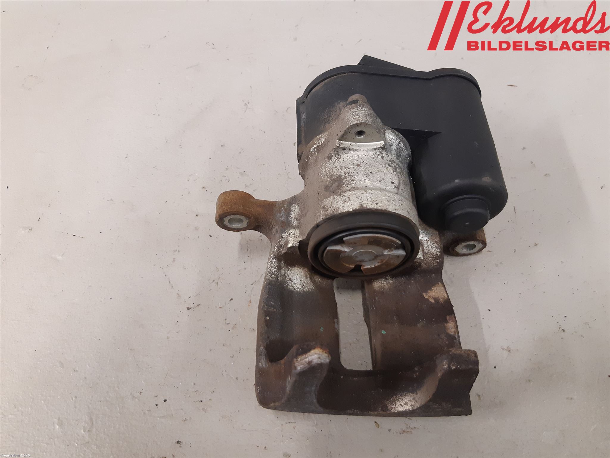 Volkswagen VW PASSAT 11-14 Bromsok Bak Höger