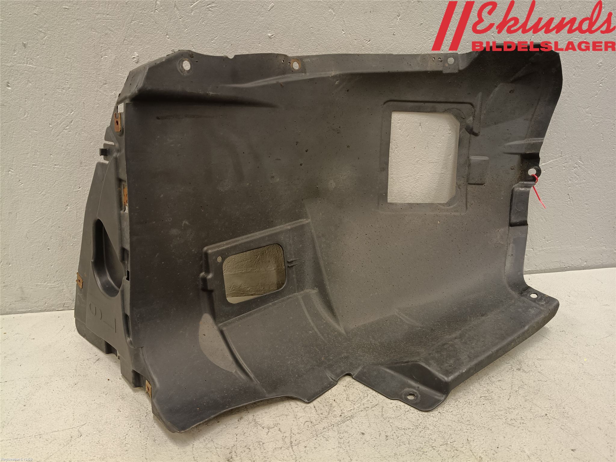 BMW 3 E90/91 SED/TOU 05-12 Skärm Inner