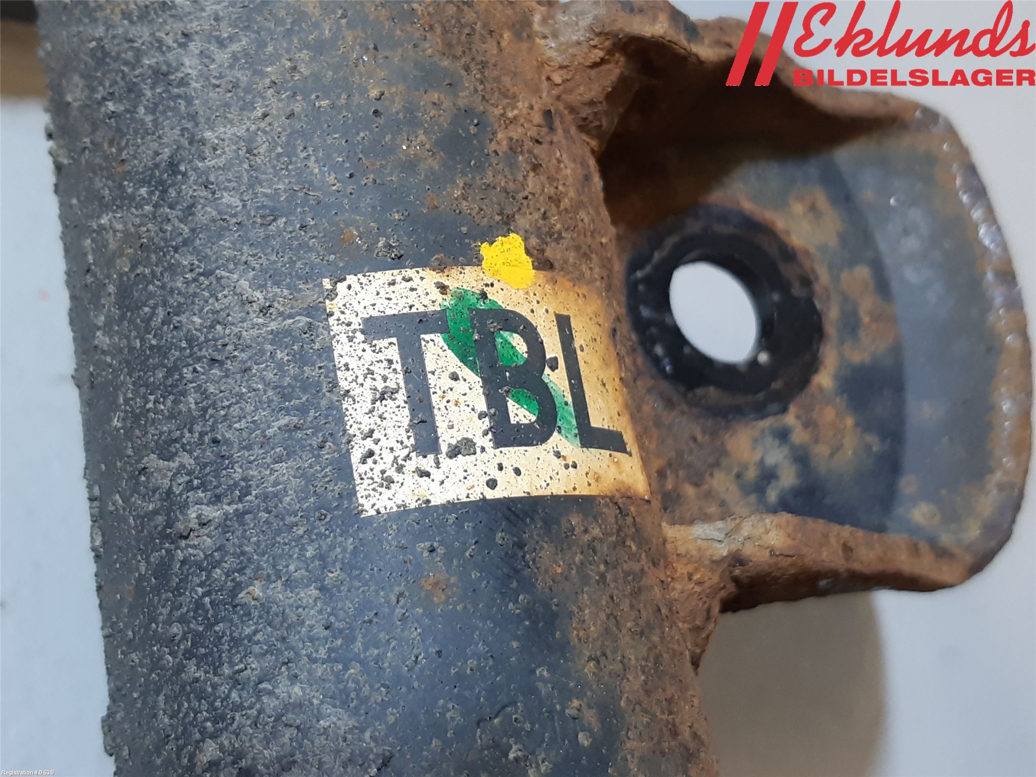 Nissan JUKE 10-14 Fjäderben Fram Vänster