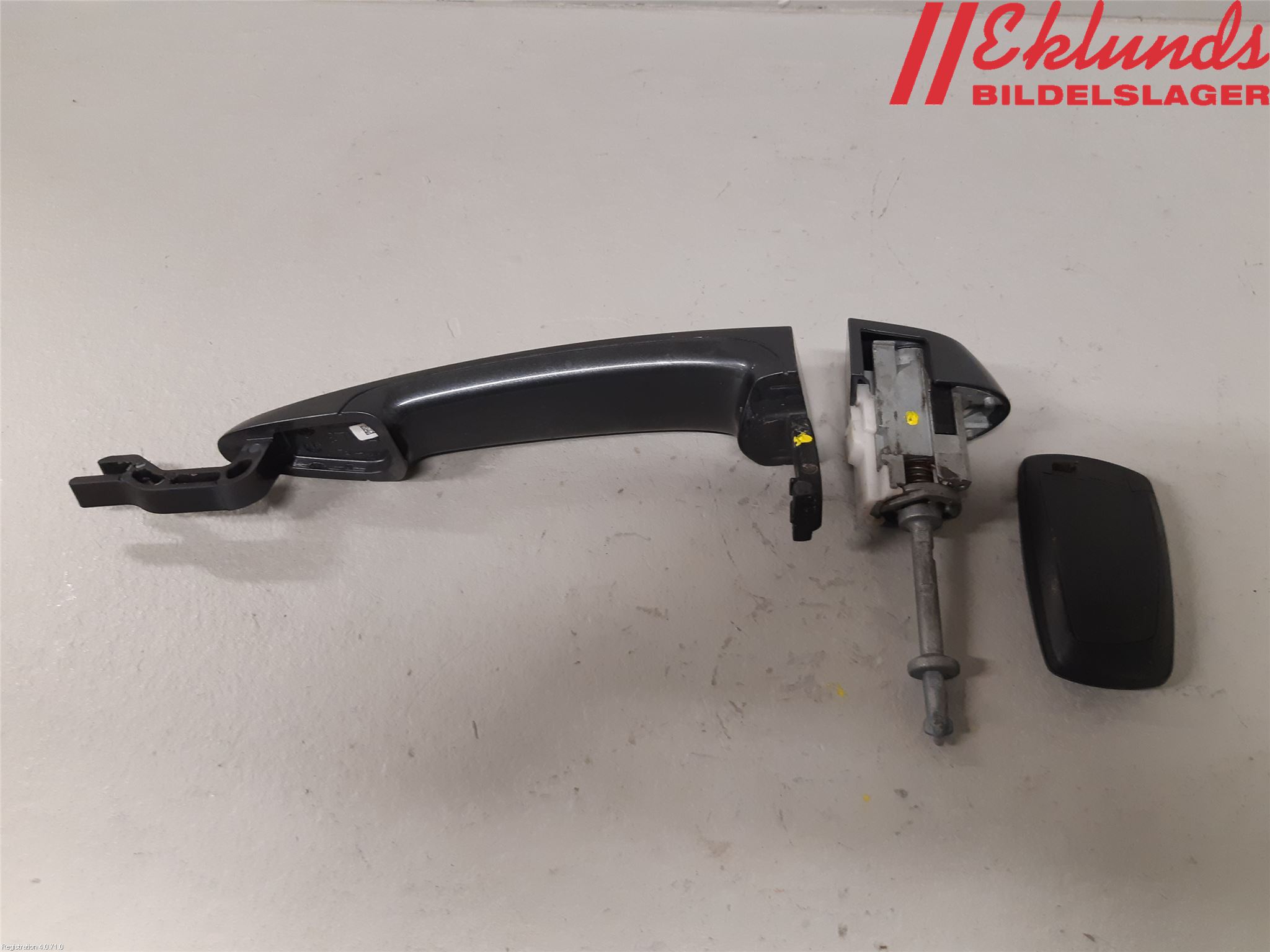 BMW 3 F30/F31/F80 12-19 Dörrhandtag Yttre Vä