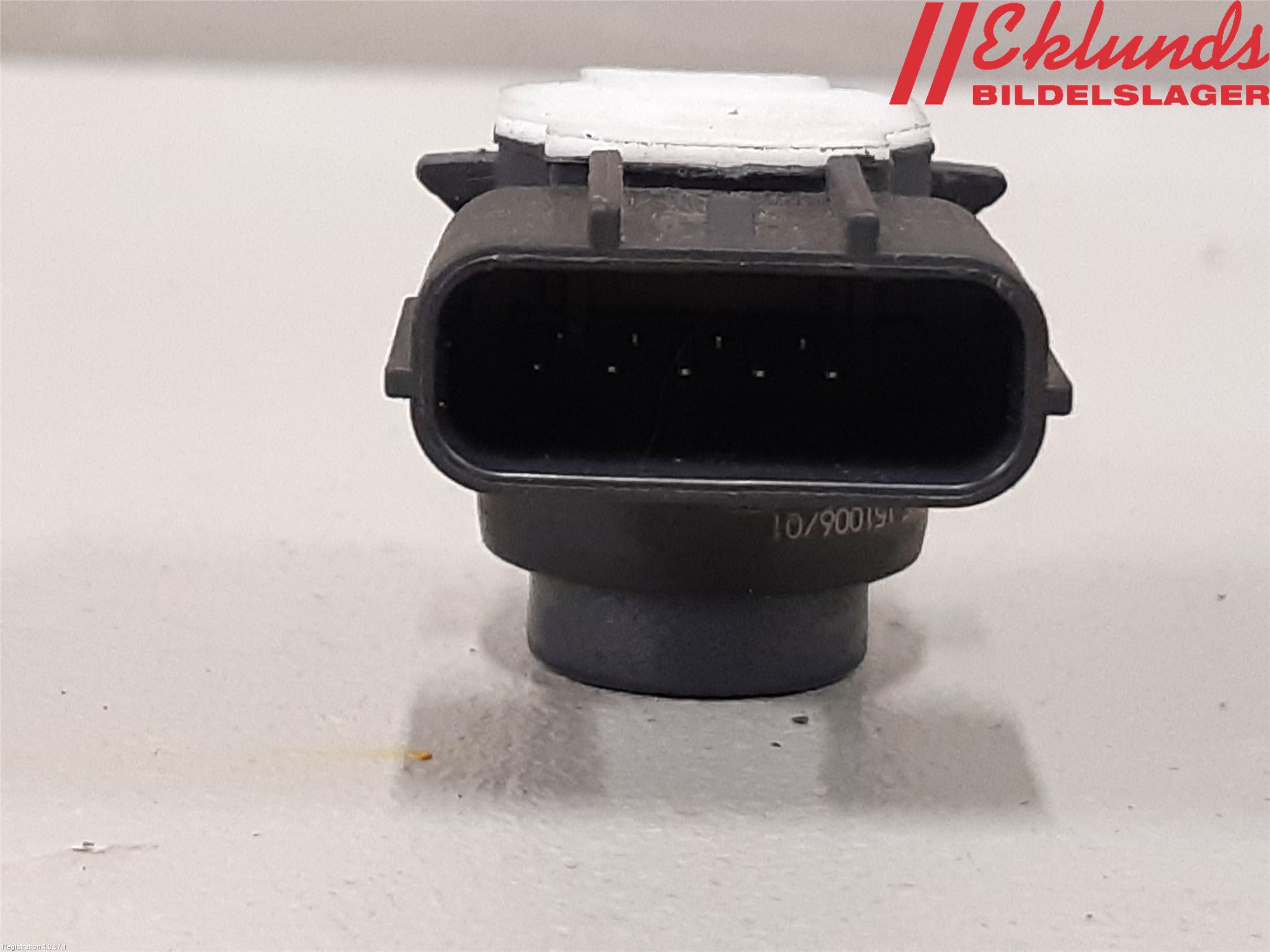 Honda CR-V 13-18 Parkeringshjälp Frontsensor