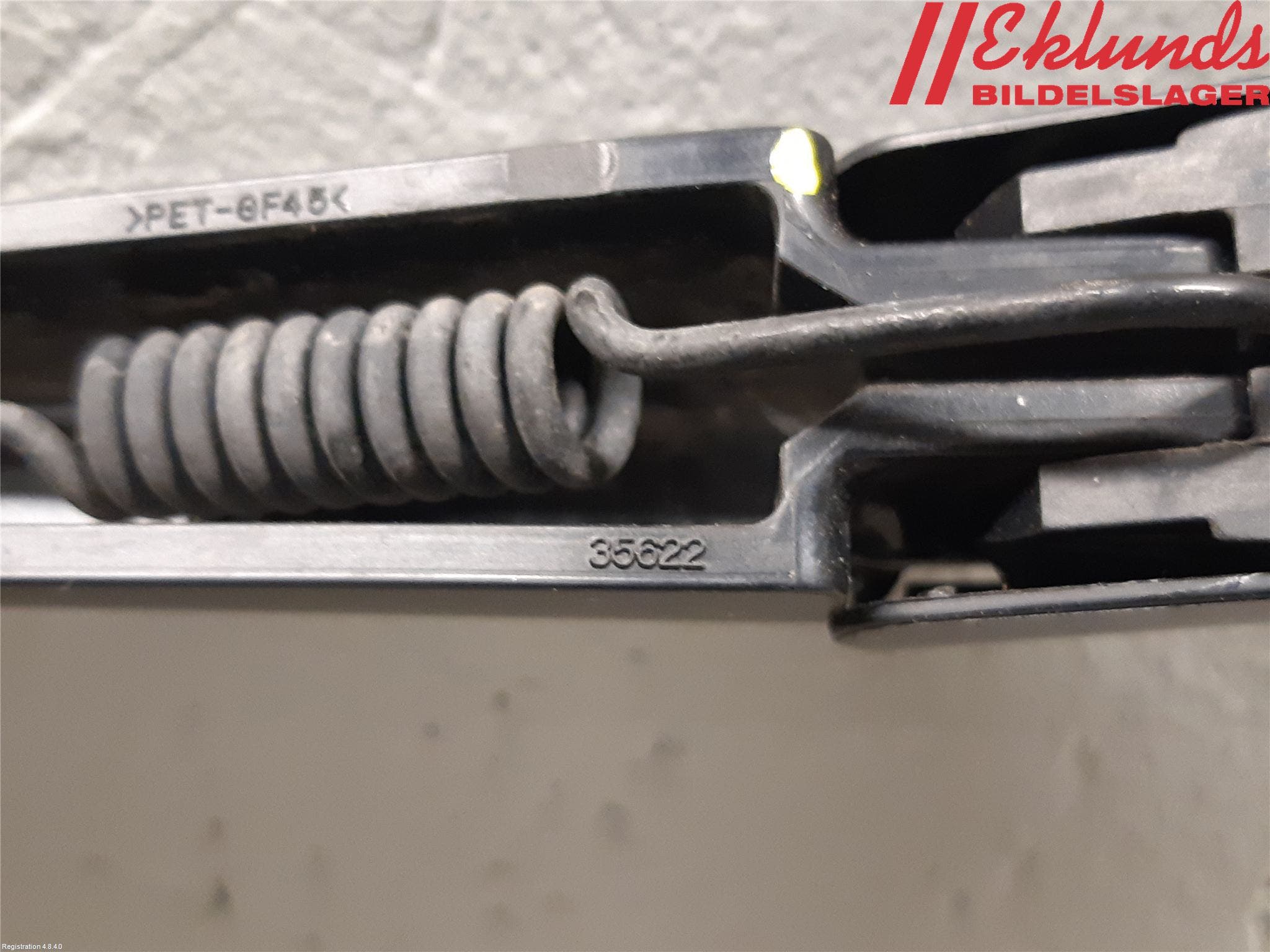 Nissan LEAF 11-17 Torkararm-Bakruta