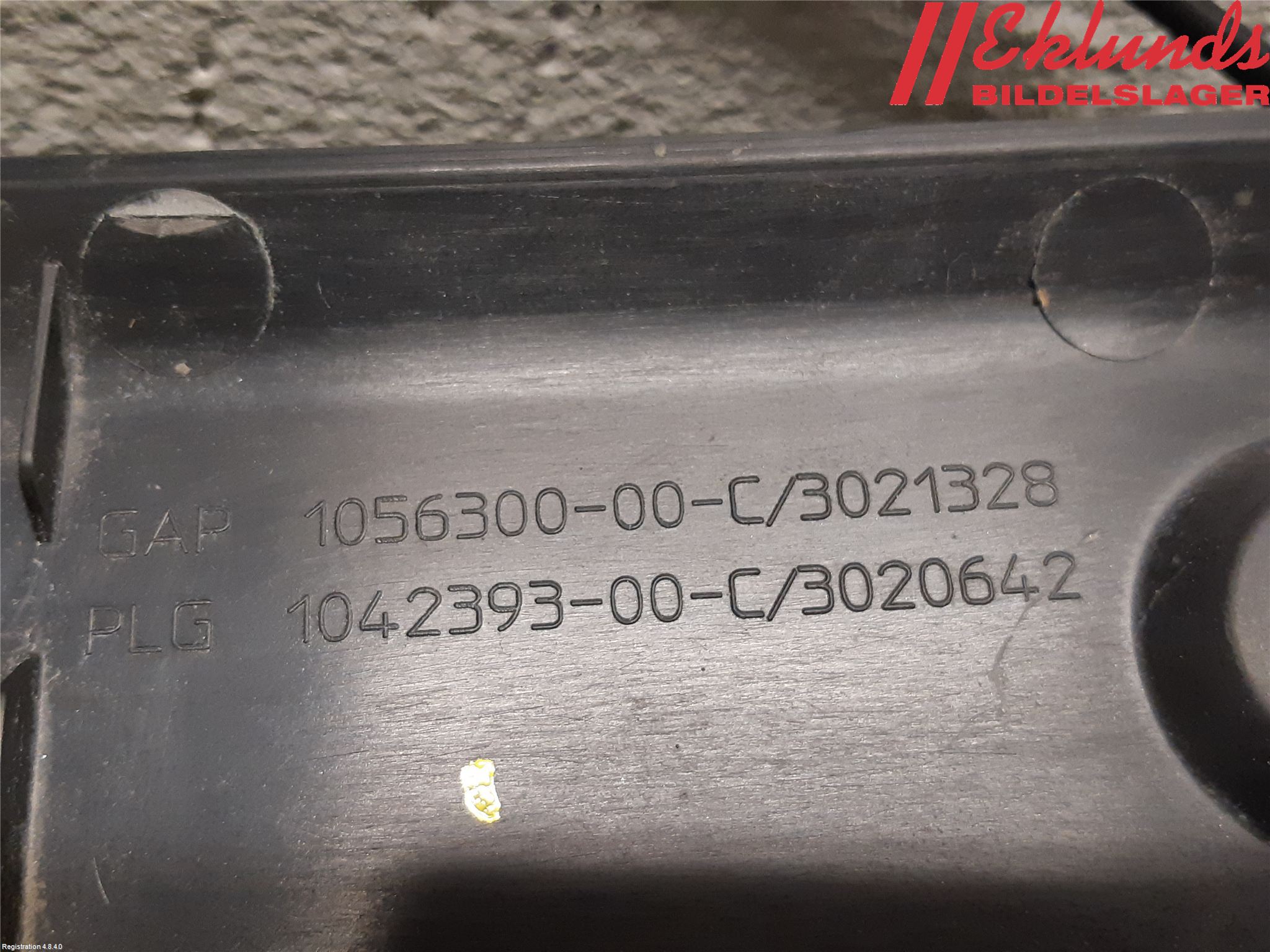 Tesla MODEL X 16- Bakluckeöppnare Automatisk