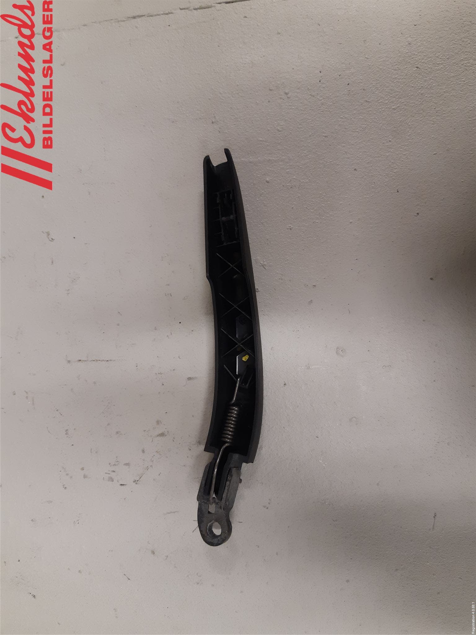 BMW 3 F30/F31/F80 12-19 Torkararm-Bakruta