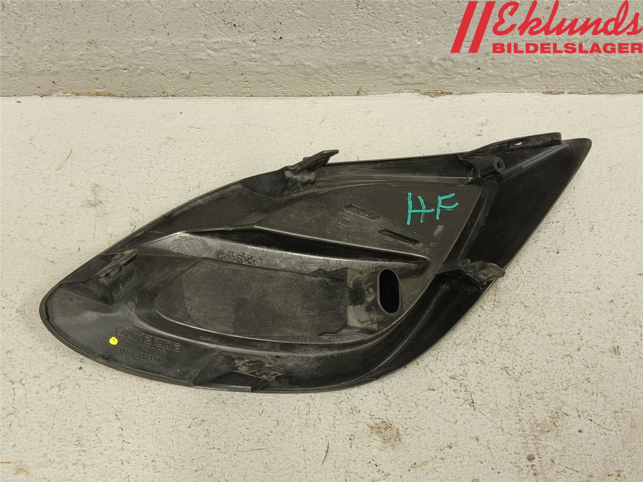 Mazda 2 (DE) 08-15 Dimljussarg Fram