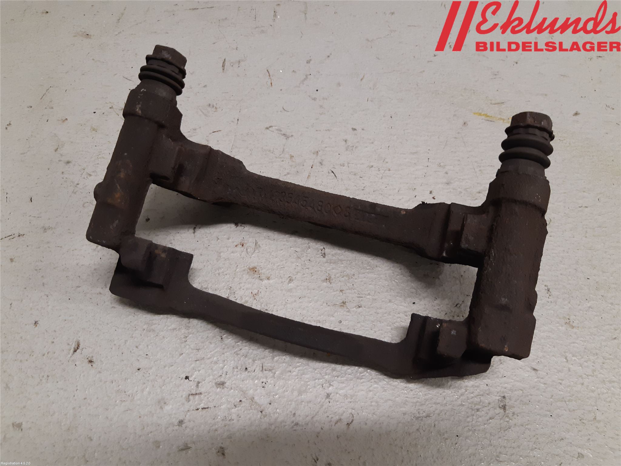 Renault TRAFIC/E-TECH 15- Bromsokshållare