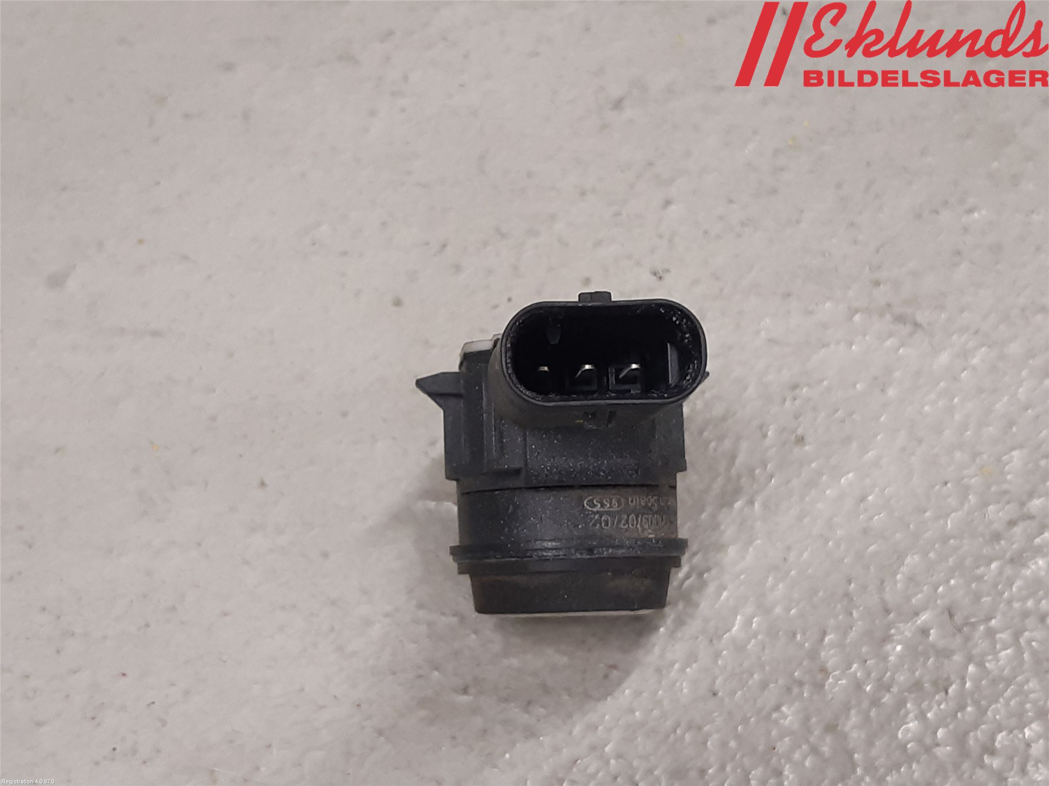 BMW 3 F30/F31/F80 12-19 Parkeringshjälp Frontsensor