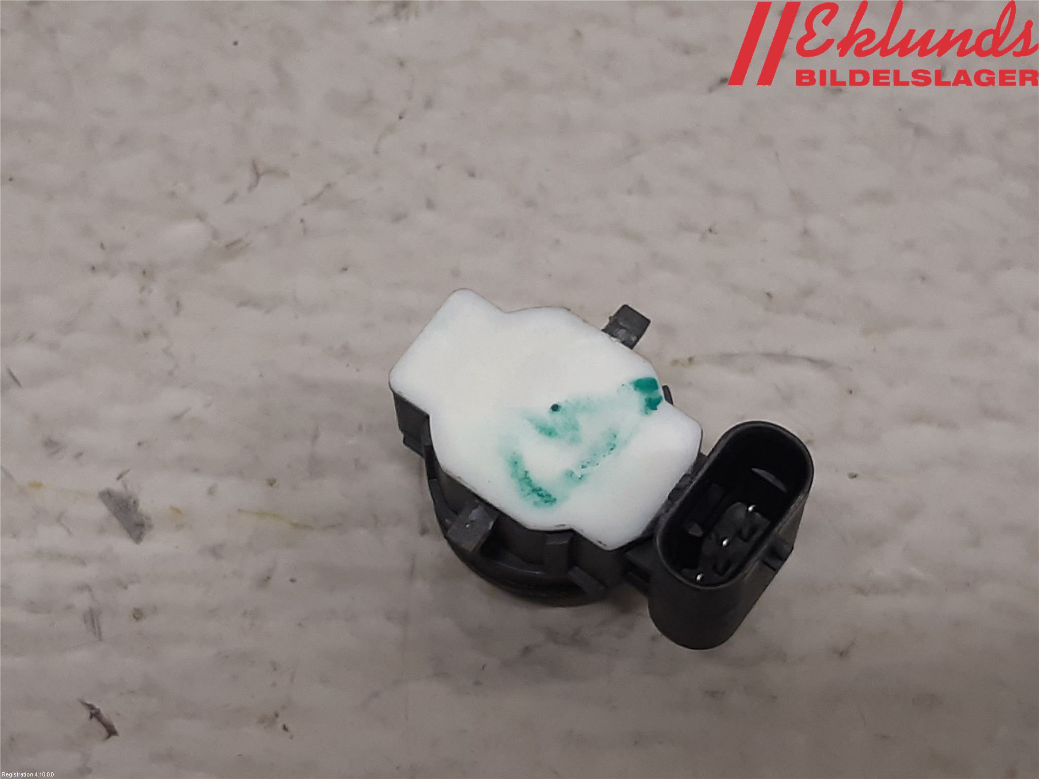 Tesla MODEL S 13- Parkeringshjälp Backsensor