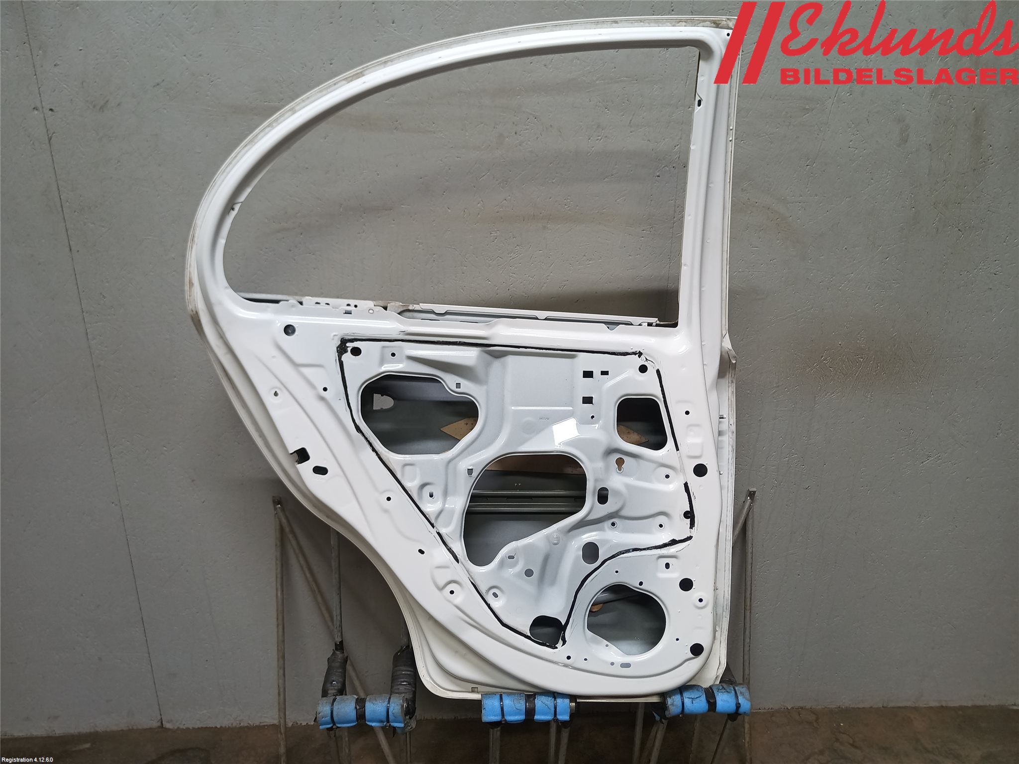 Nissan MICRA 11-16 Dörr Bak Vänster