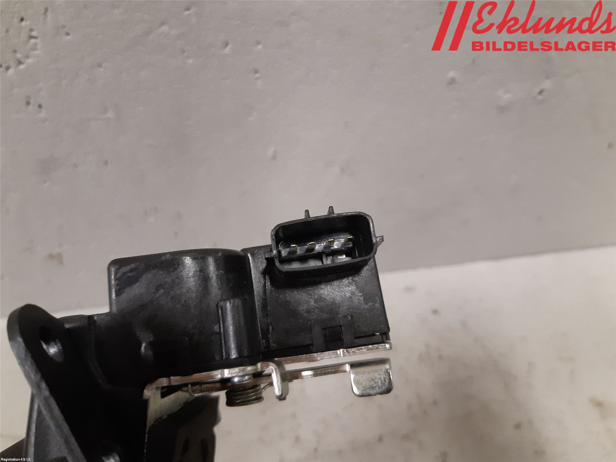 Kia CARENS III 13-19 Låskista Baklucka