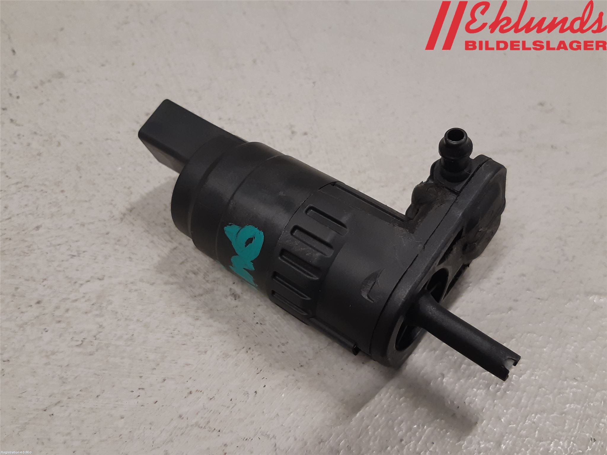 Volkswagen VW POLO 10-17 Spolarpump Vindruta