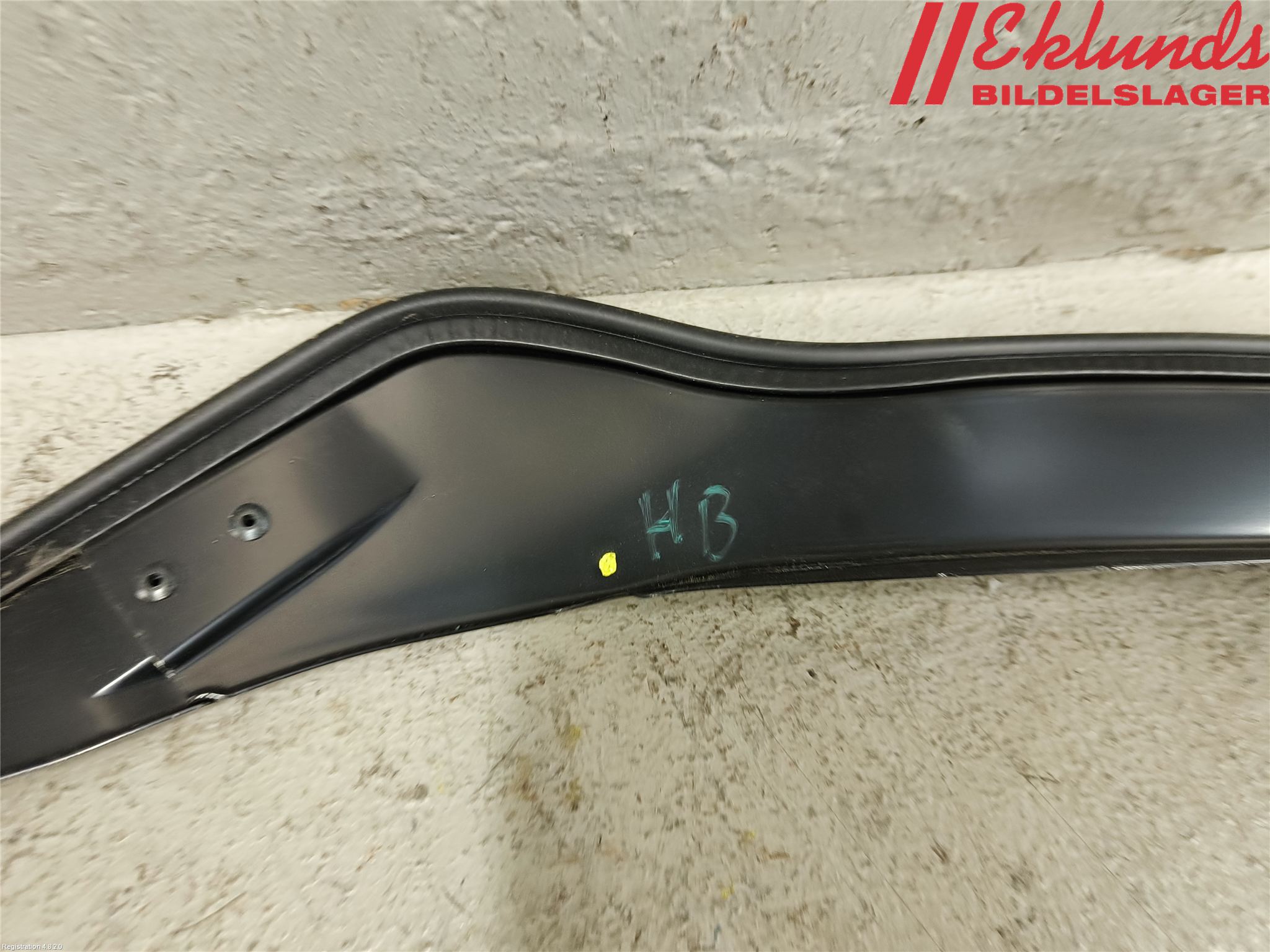 Toyota YARIS CROSS XP21 21- Bakluckeöppnare Automatisk