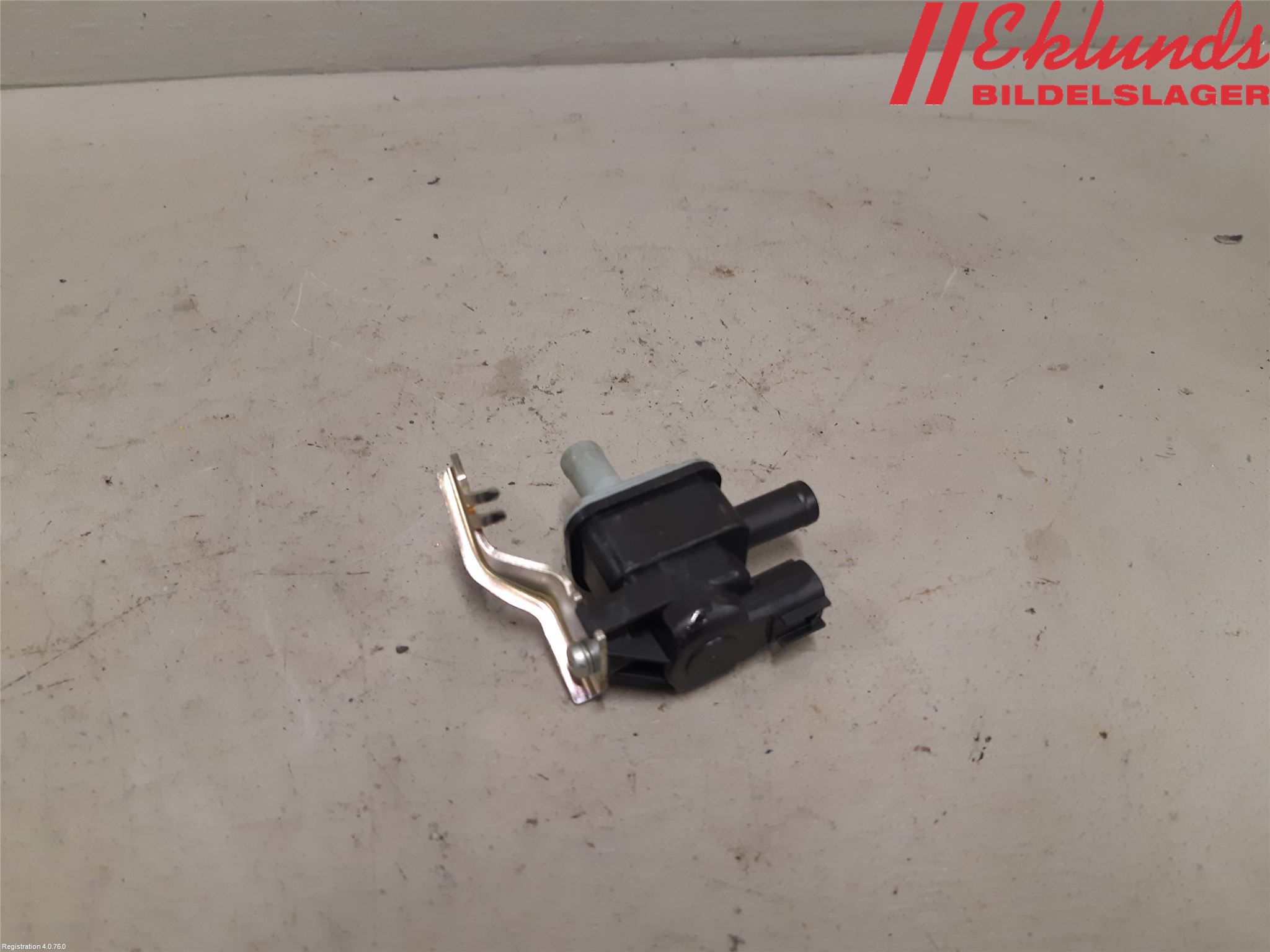 Lexus ES 250/300/330 Vakuumventil