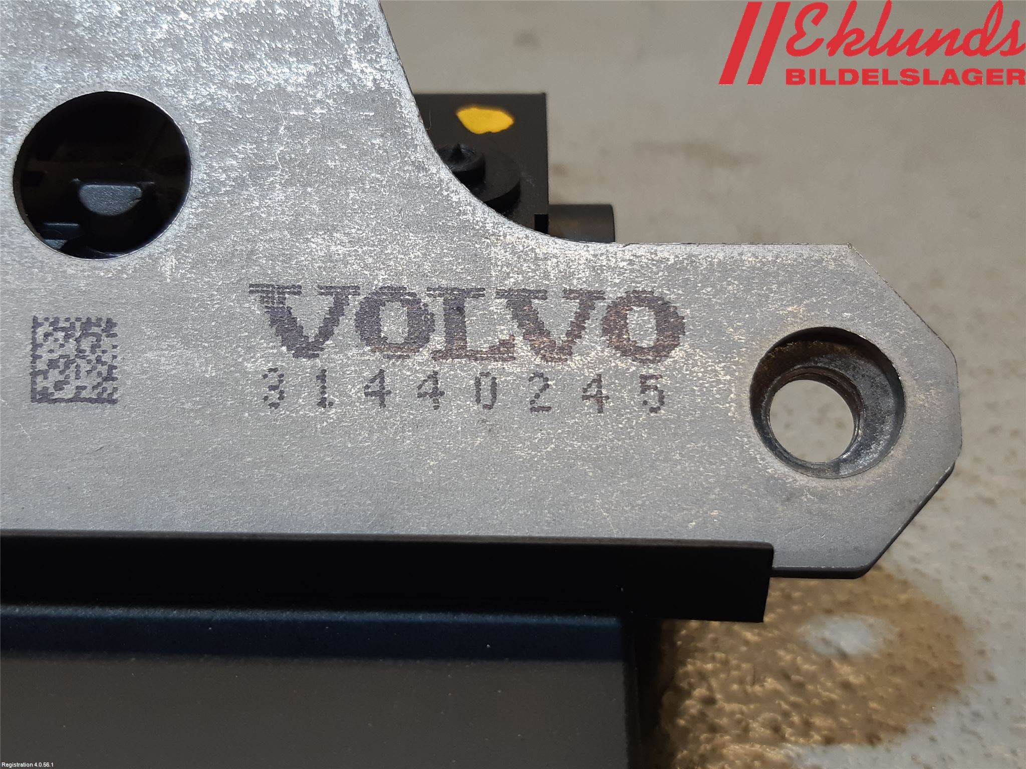 Volvo V40 12-19 Låskista Baklucka