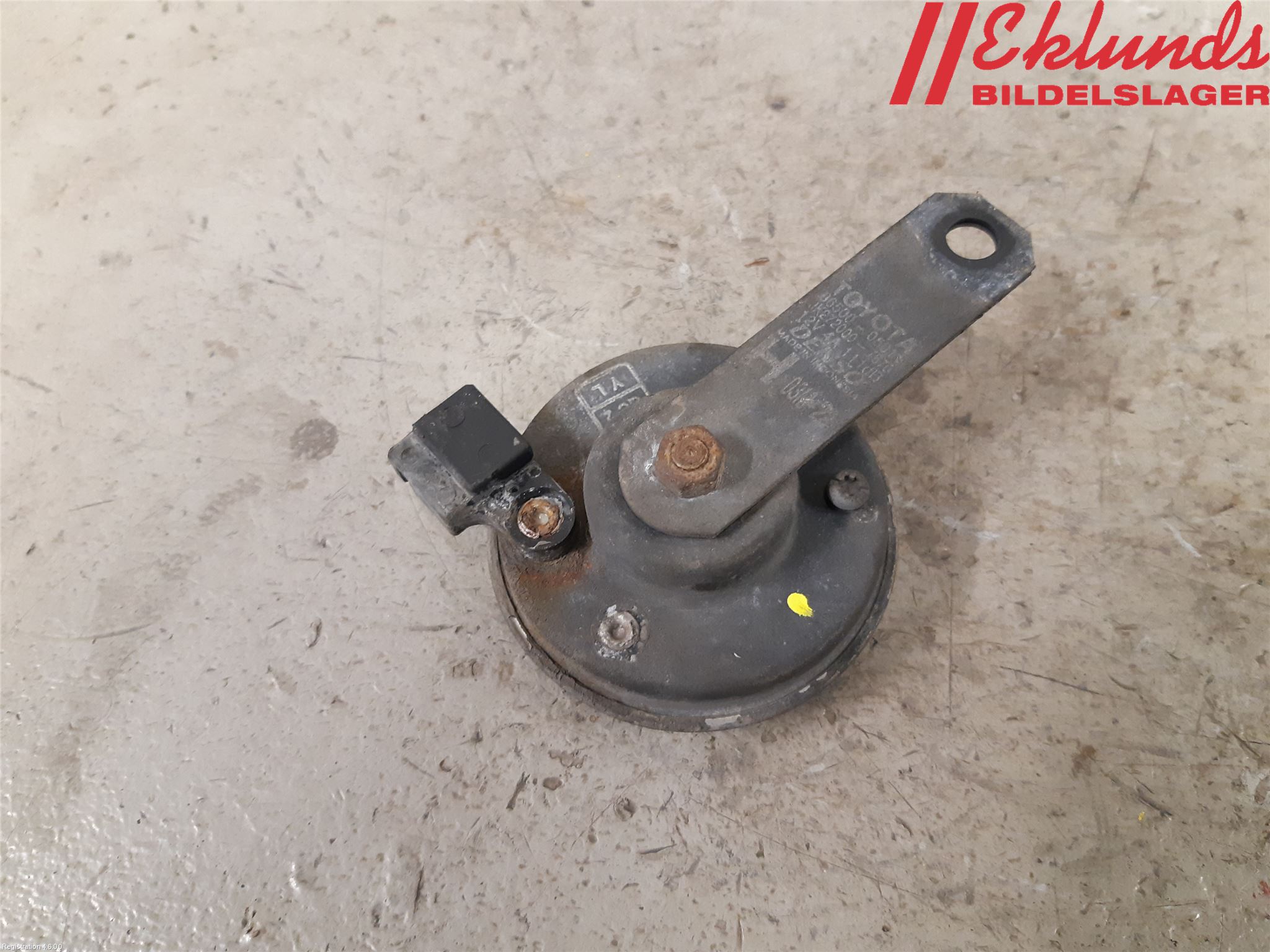Toyota AVENSIS 09-15 Signalhorn