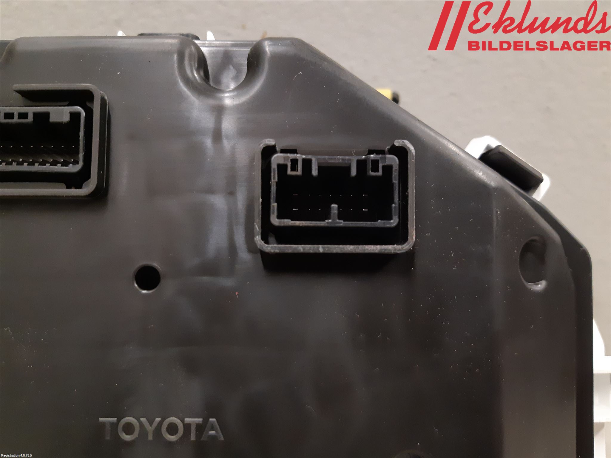 Toyota YARIS XP130 15-20 Instrument Komb