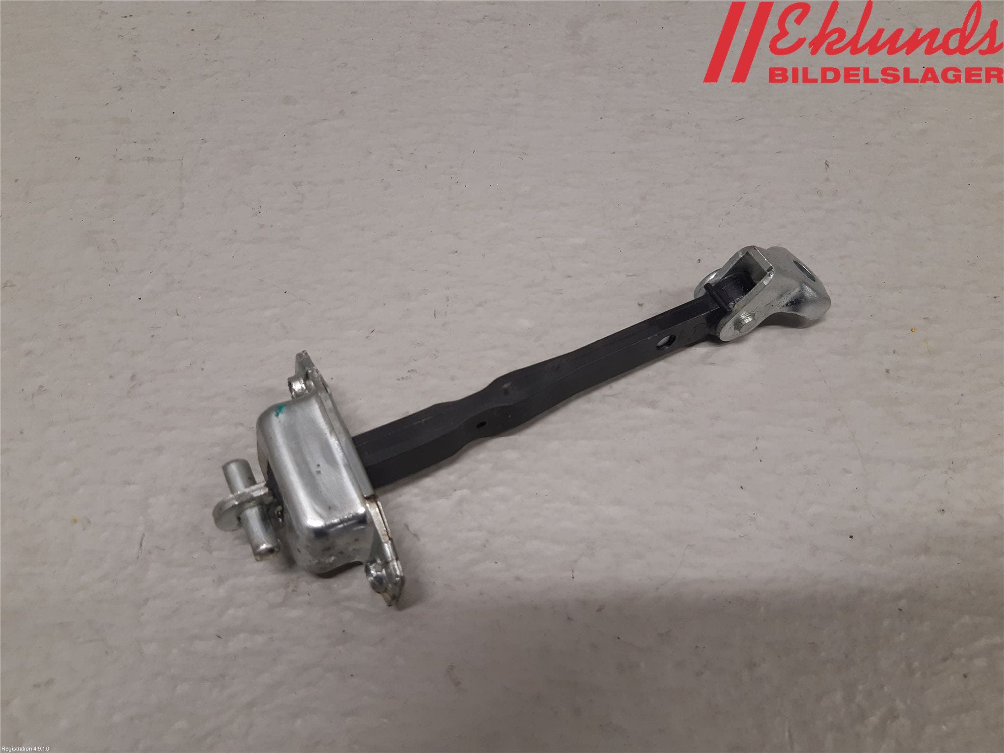 Suzuki SX4 S-CROSS 14-21 Dörrstopp