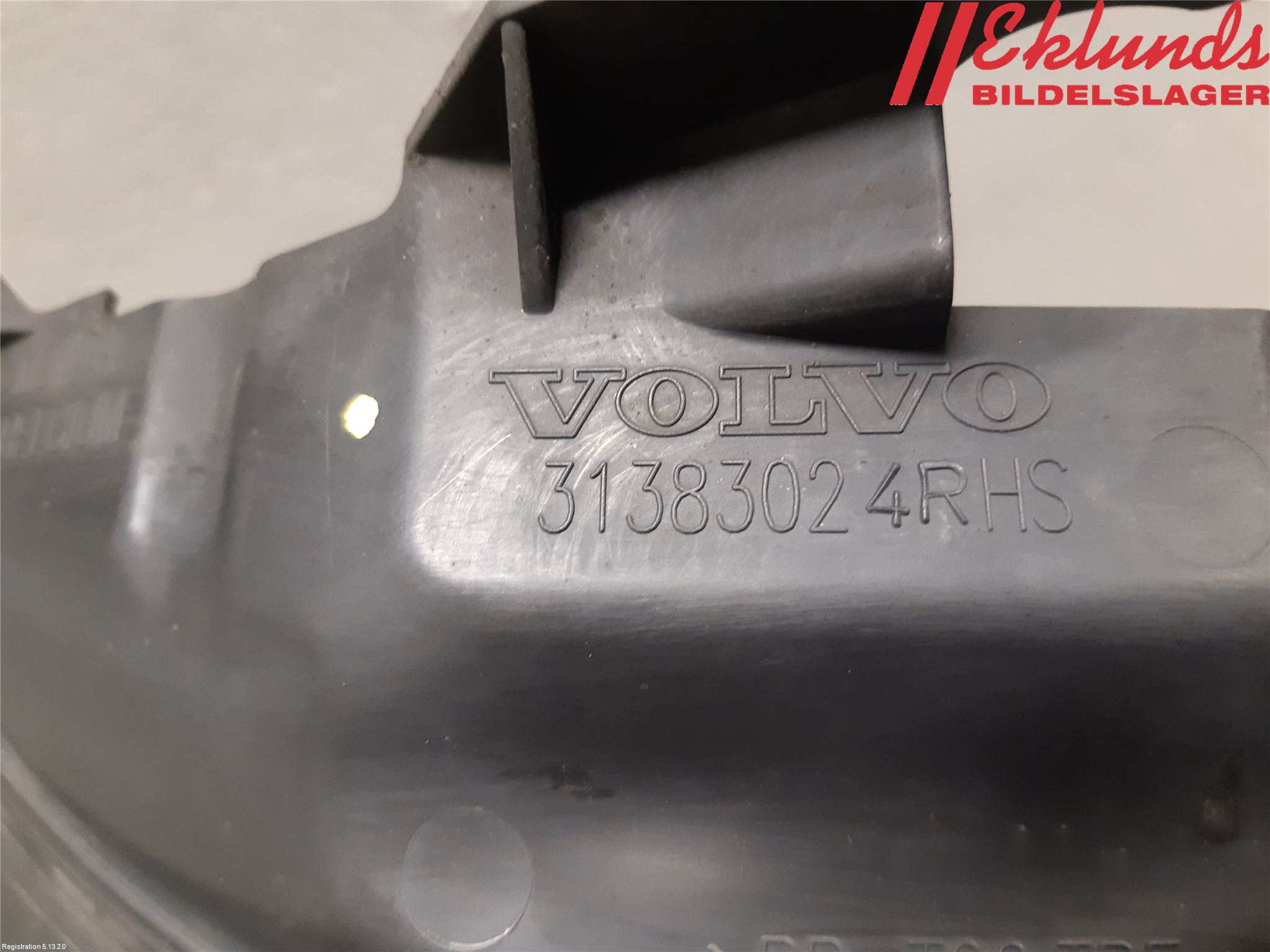 Volvo V70 14-16 Deflektor Plåt-Plast Kylning