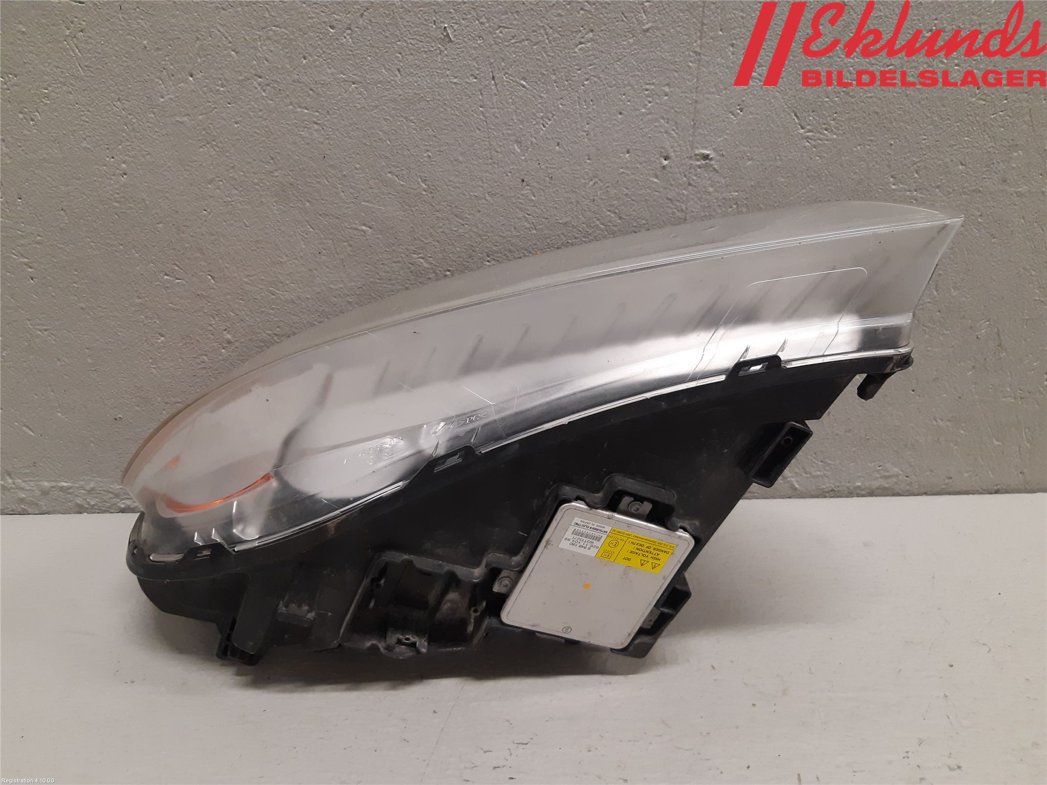 Volvo V70 08-13 Strålkastare Höger