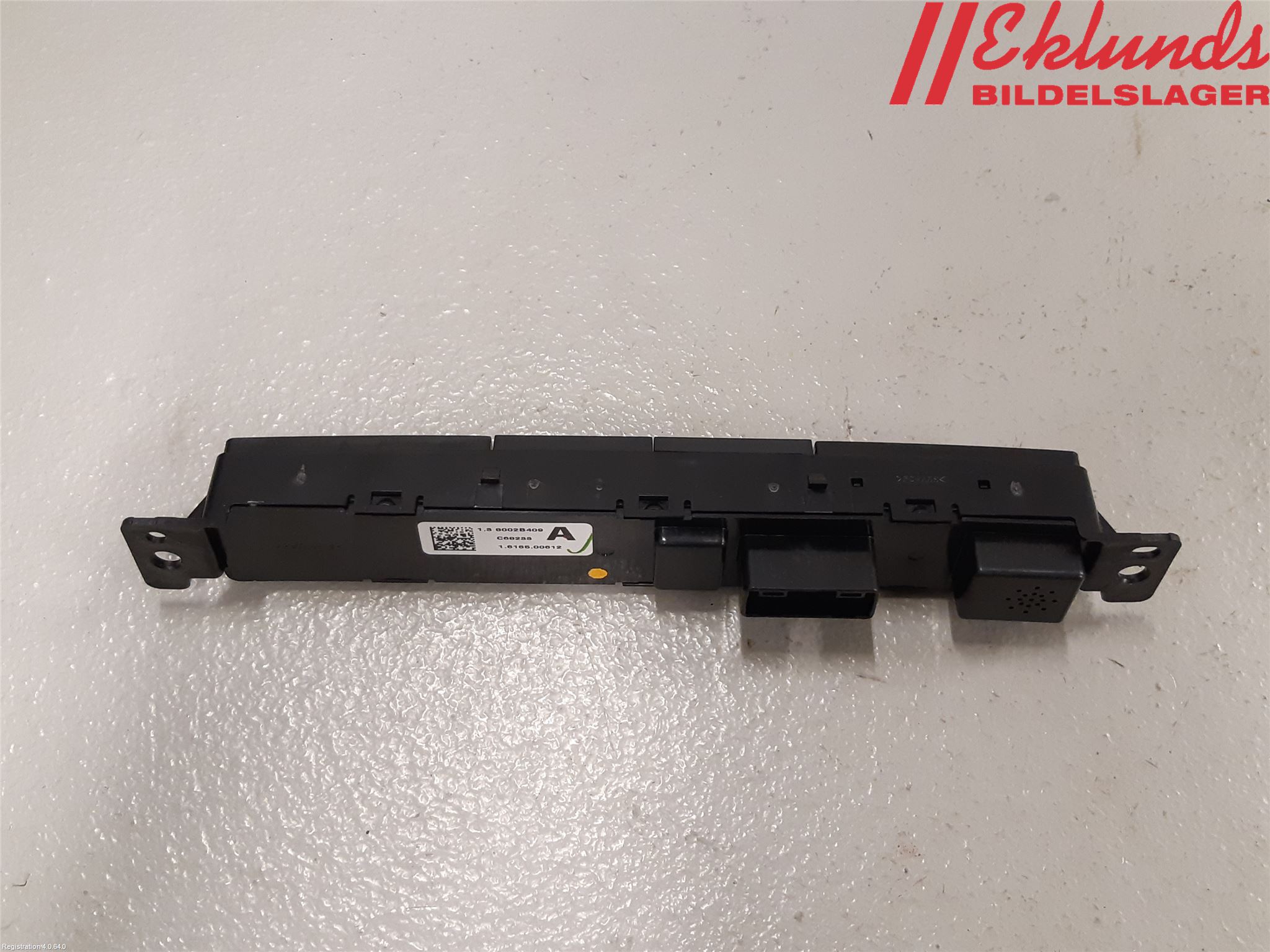 Mitsubishi OUTLANDER 13-21 Strömställare Varnings