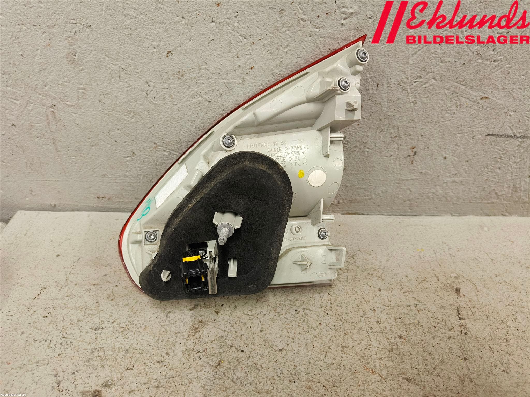 Peugeot 2008 13-20 Bakljus Lucka Vä