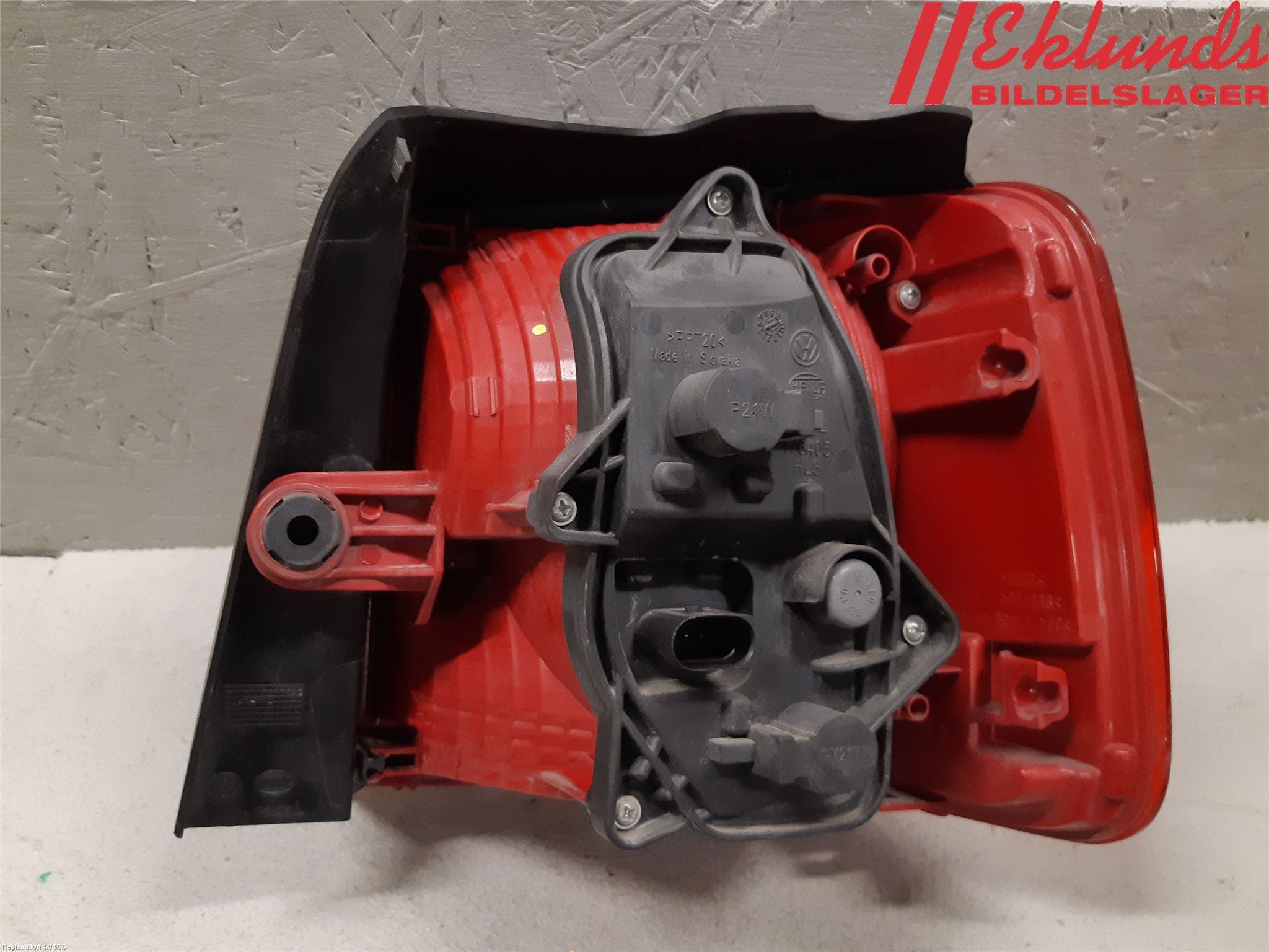 Volkswagen VW TOURAN 10-15 Bakljus Vänster