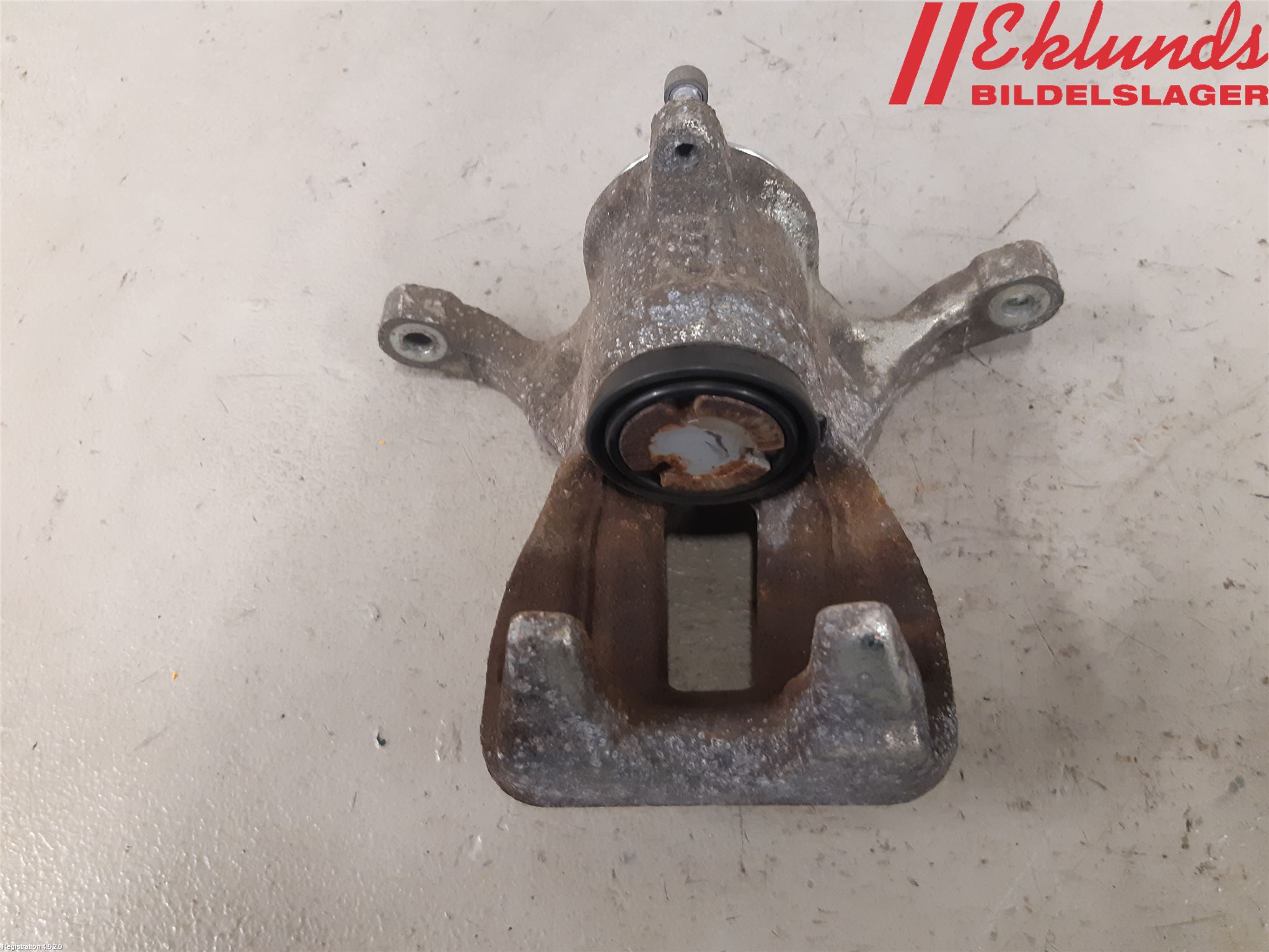 Toyota C-HR 16-23 Bromsok Bak Vänster