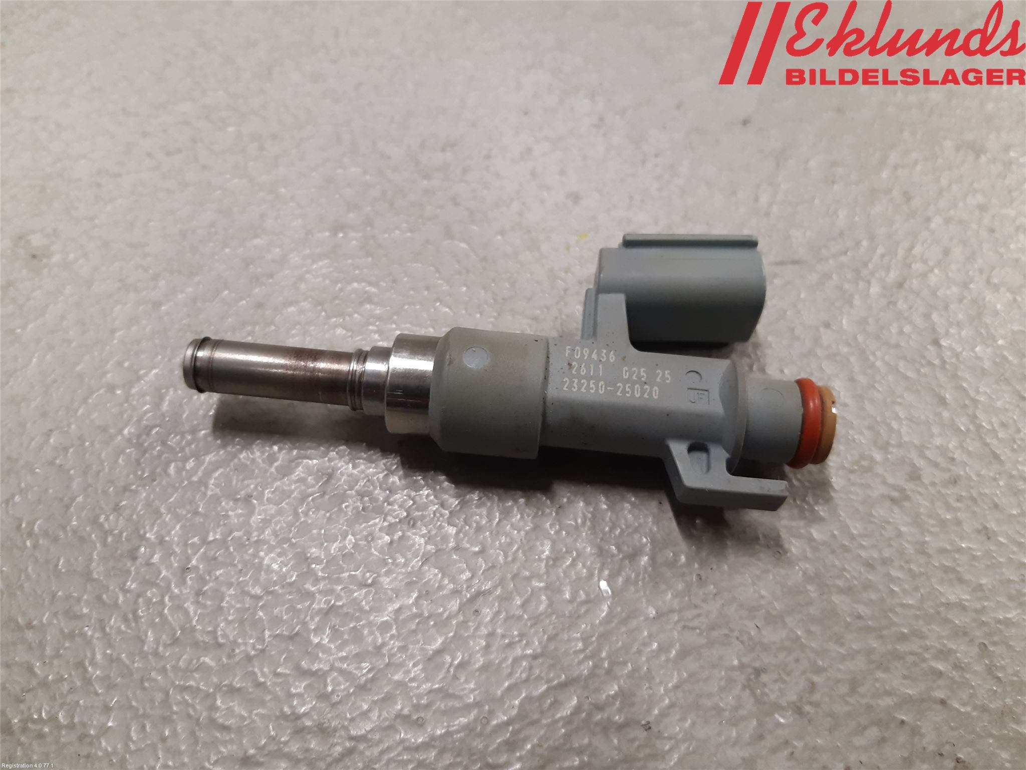 Toyota RAV4 19- Injspridare