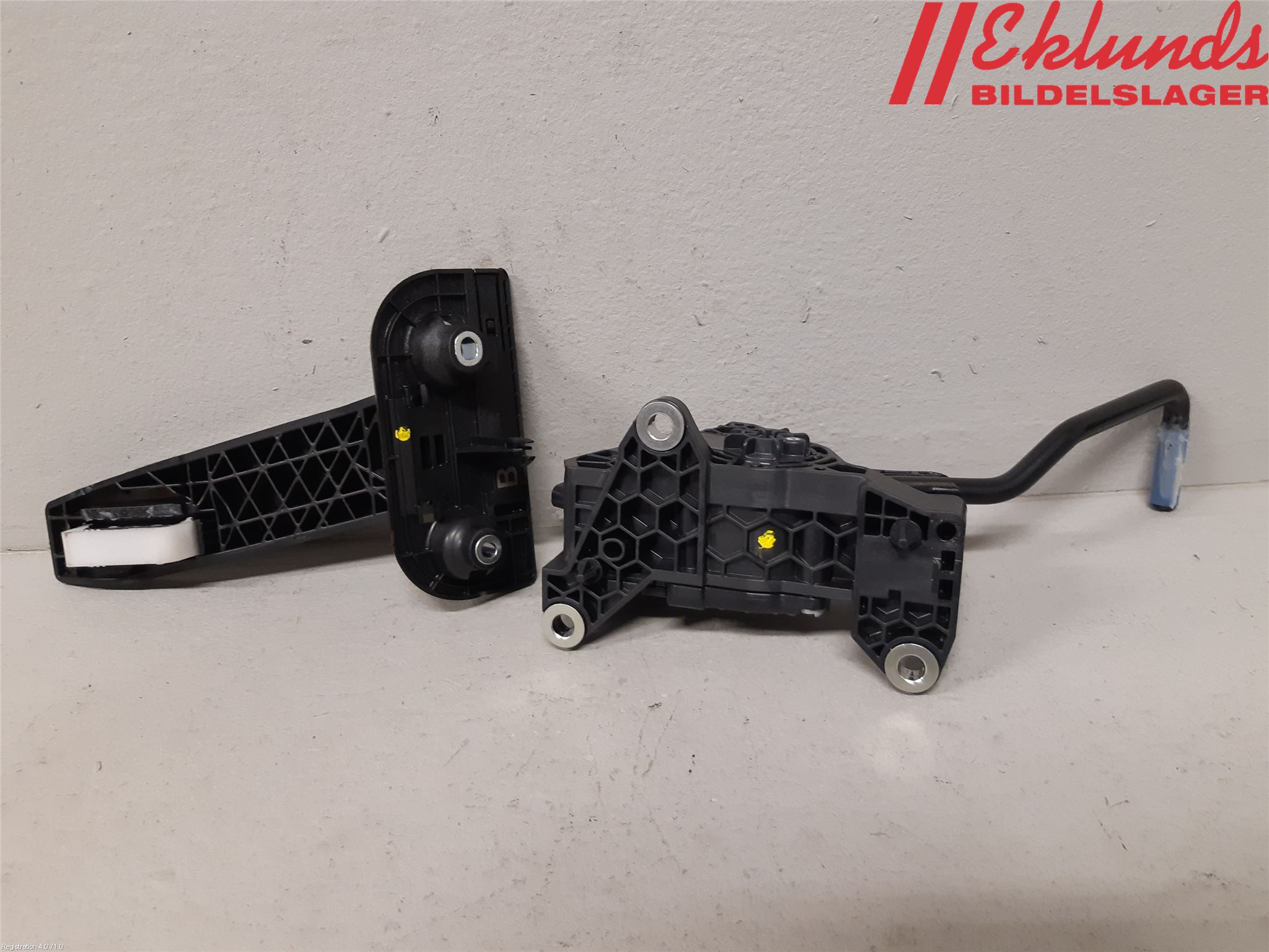 Toyota RAV4 19- Gaspedal