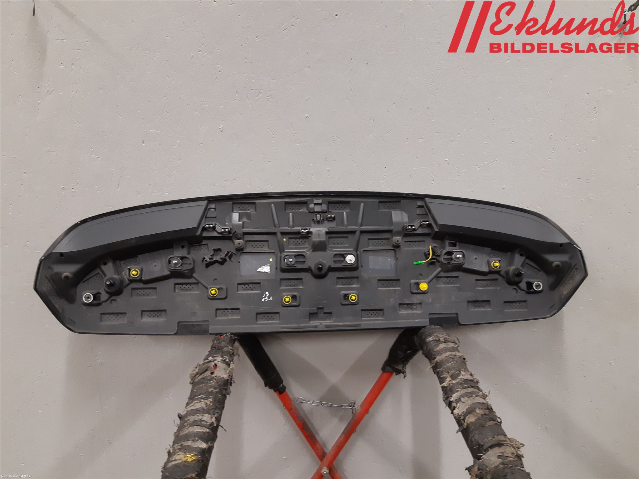 Volvo V60 CROSS COUNTRY 19- Spoiler Baklucka