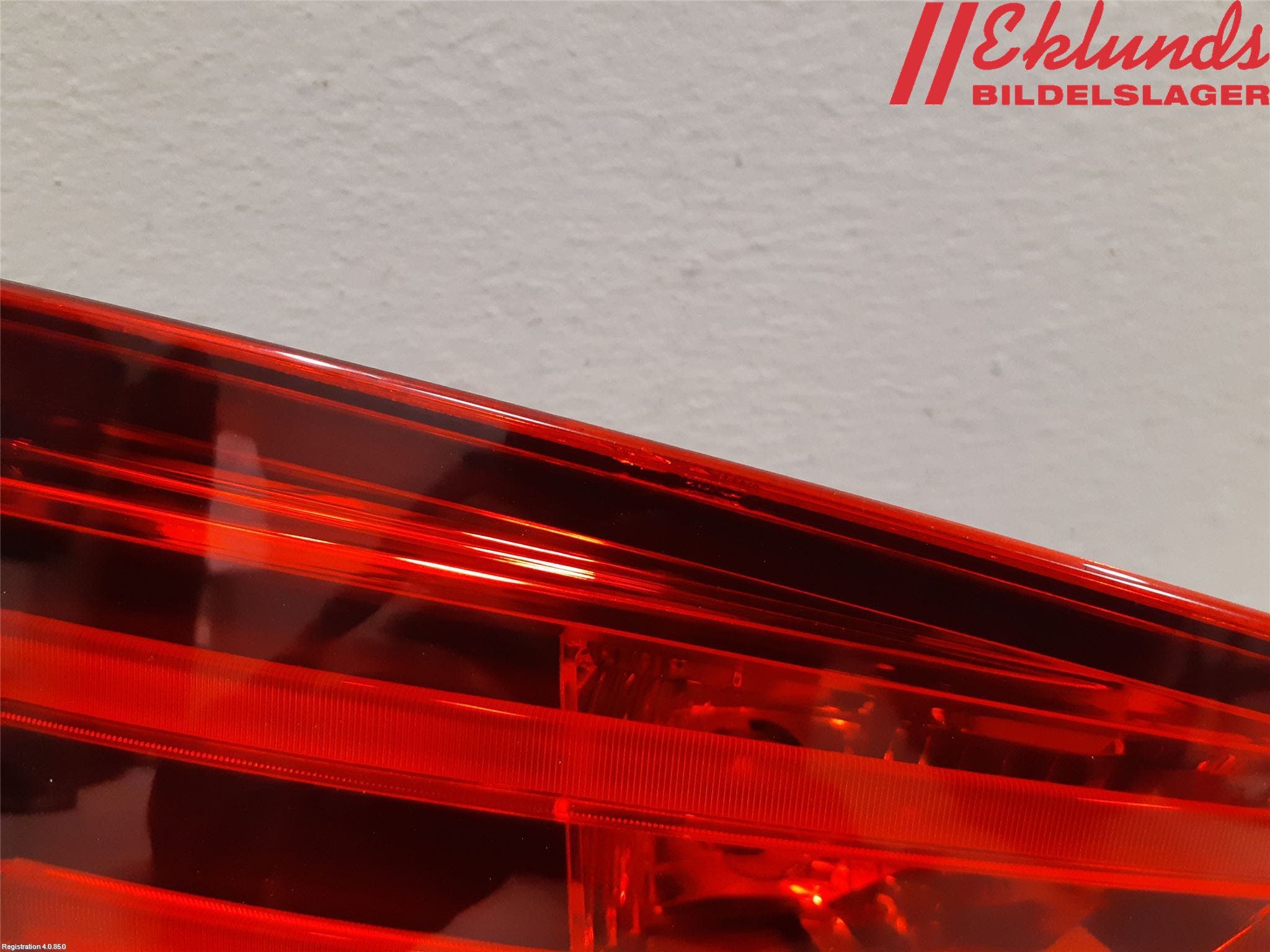 BMW X1 E84 10-15 Bakljus Lucka Vä