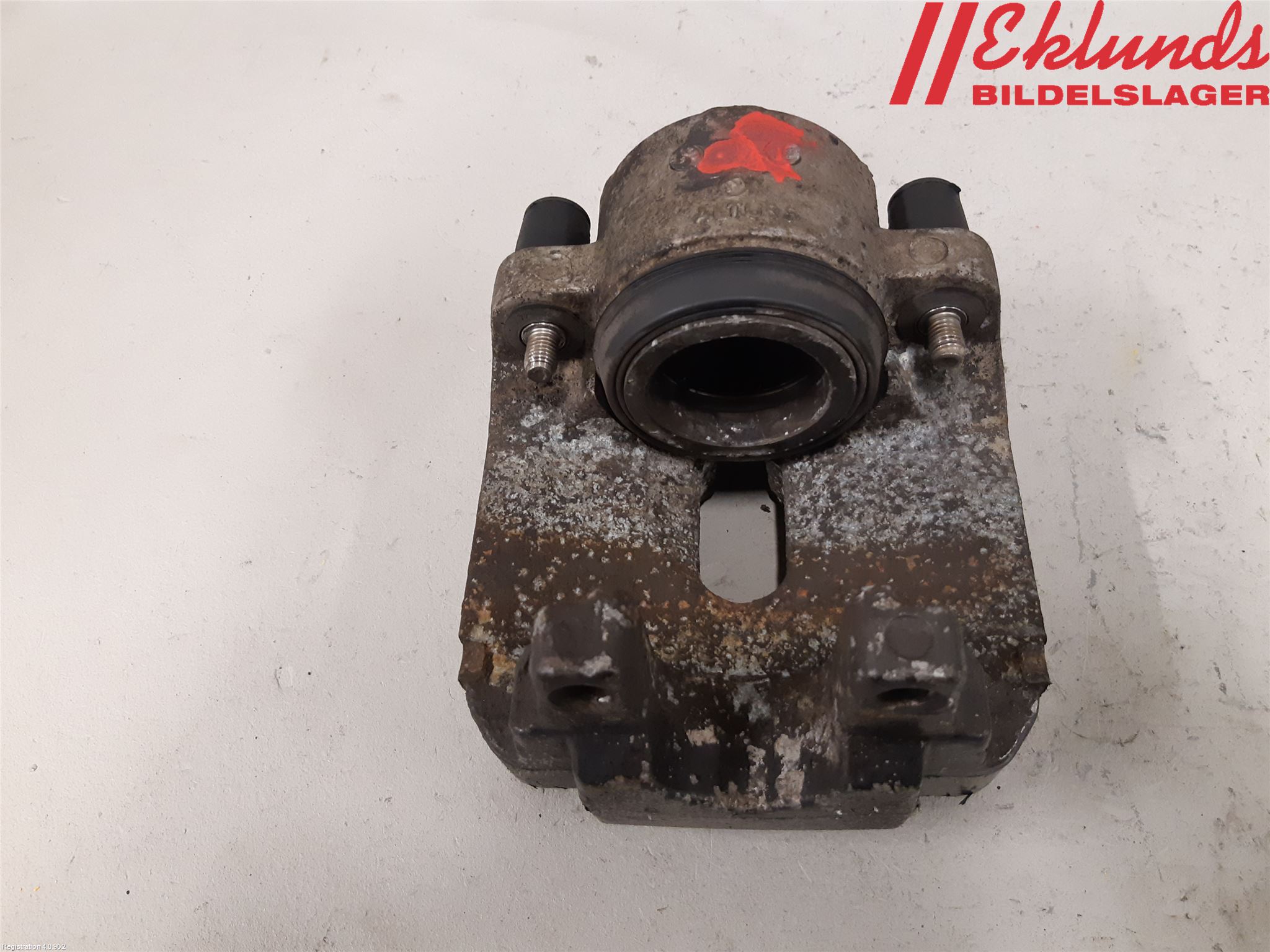 BMW 5 F10/F11/F18 09-17 Bromsok Fram Vänster