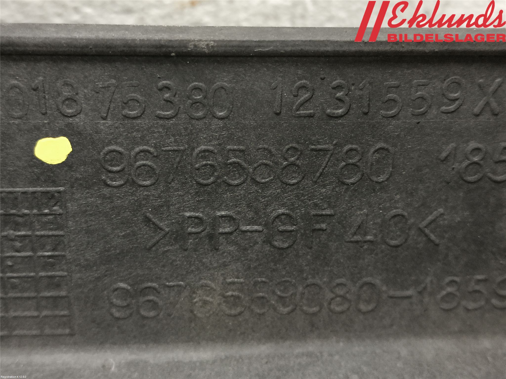 Citroen C4 II 11-18 Frontplåt