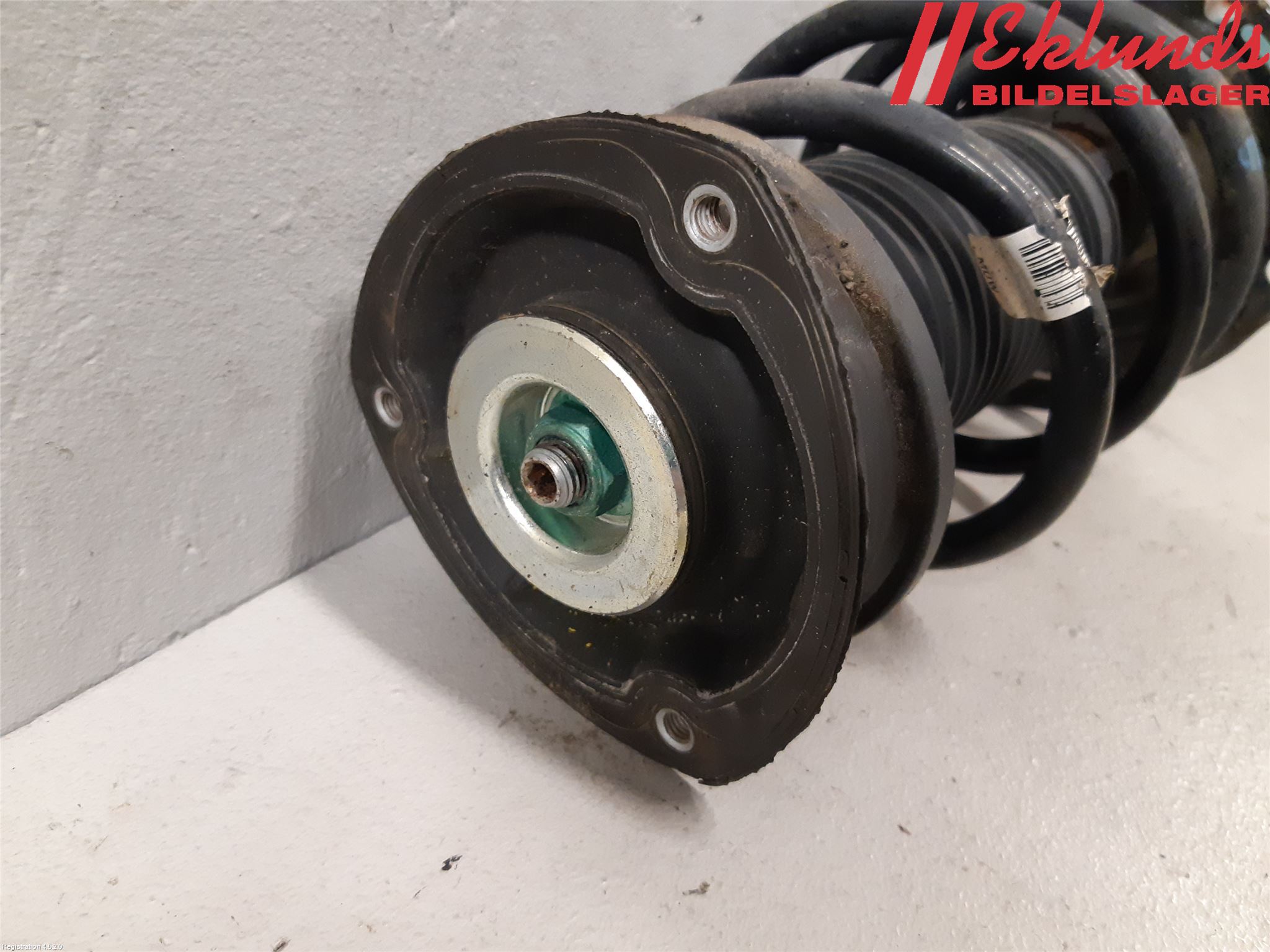 Volkswagen VW GOLF / E-GOLF VII 13-20 Fjäderben Fram Höger