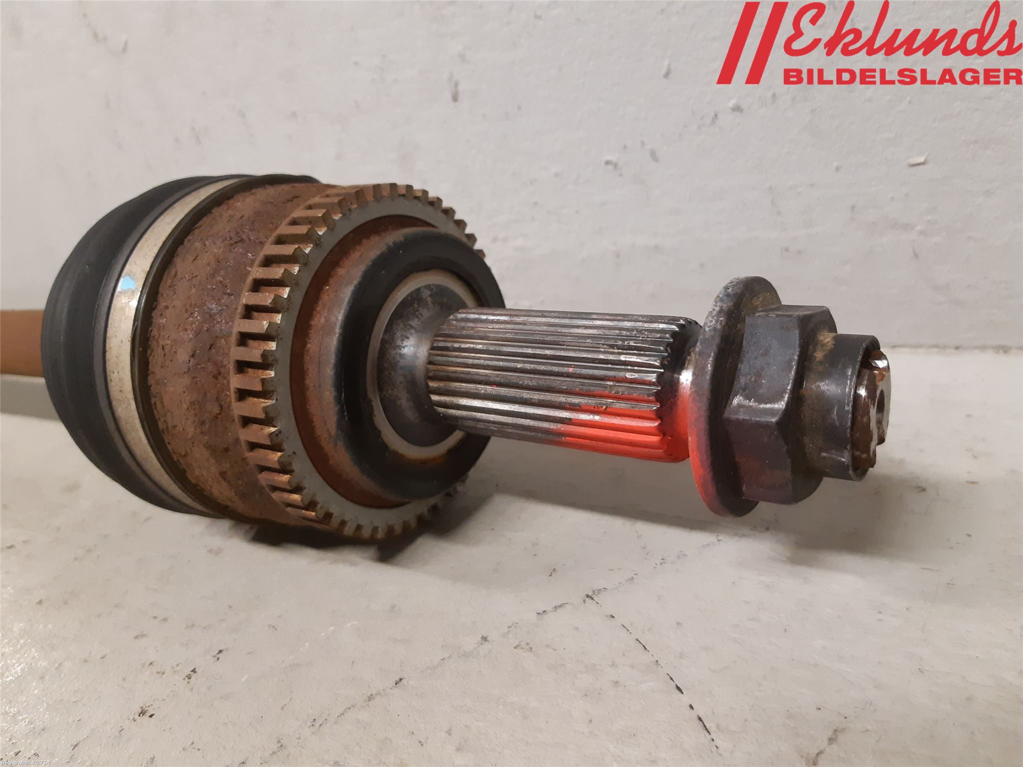 Kia CEED 12-18 Drivaxel Fram Vänster