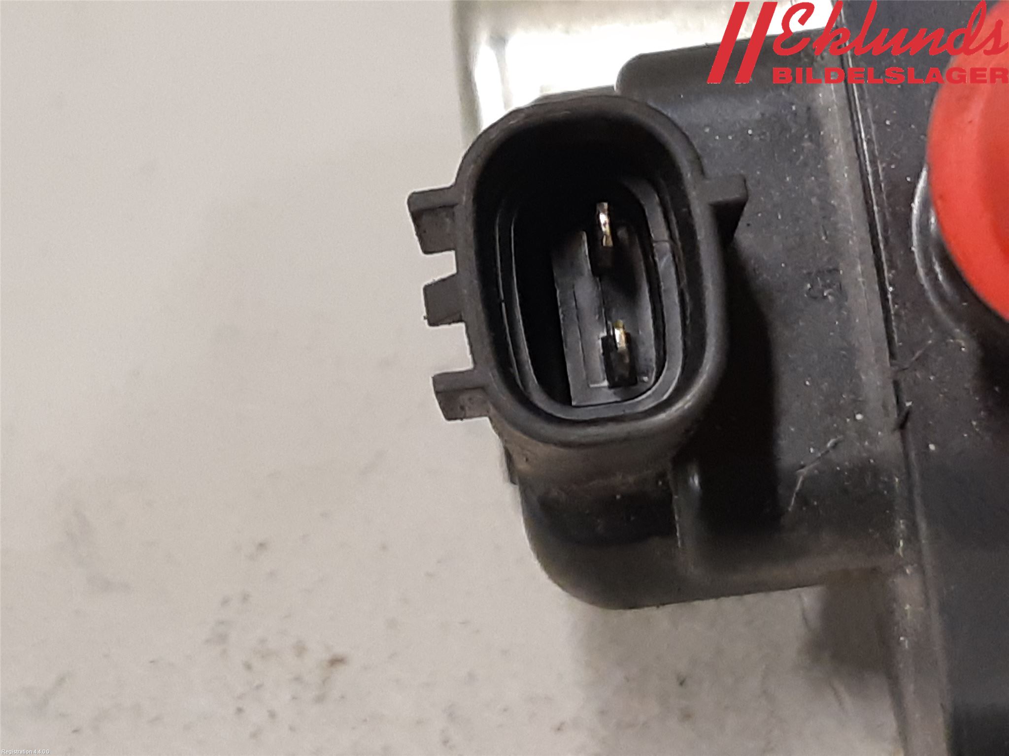 Toyota YARIS XP21 20- Vakuumventil