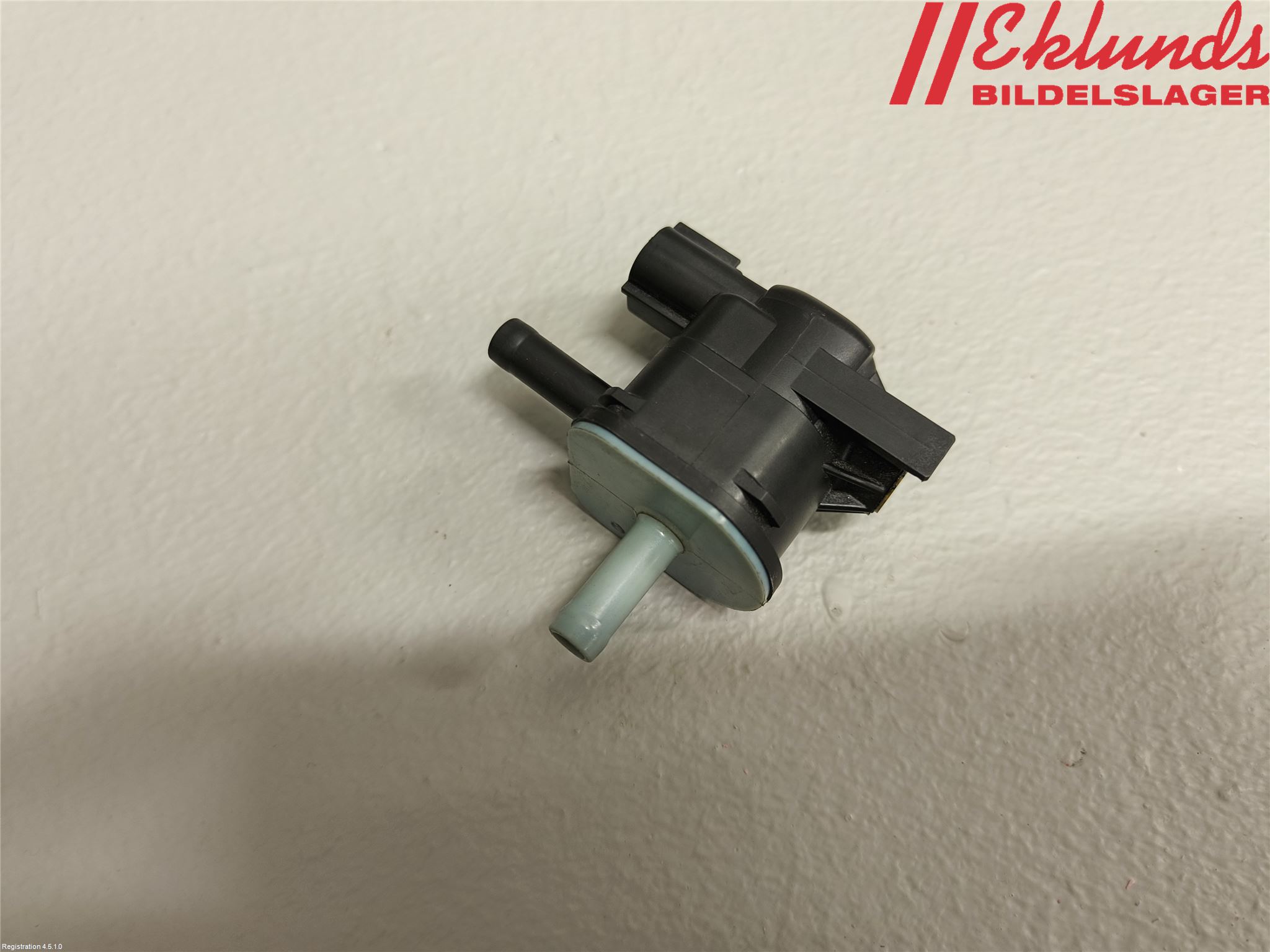 Toyota COROLLA 19- Vakuumventil