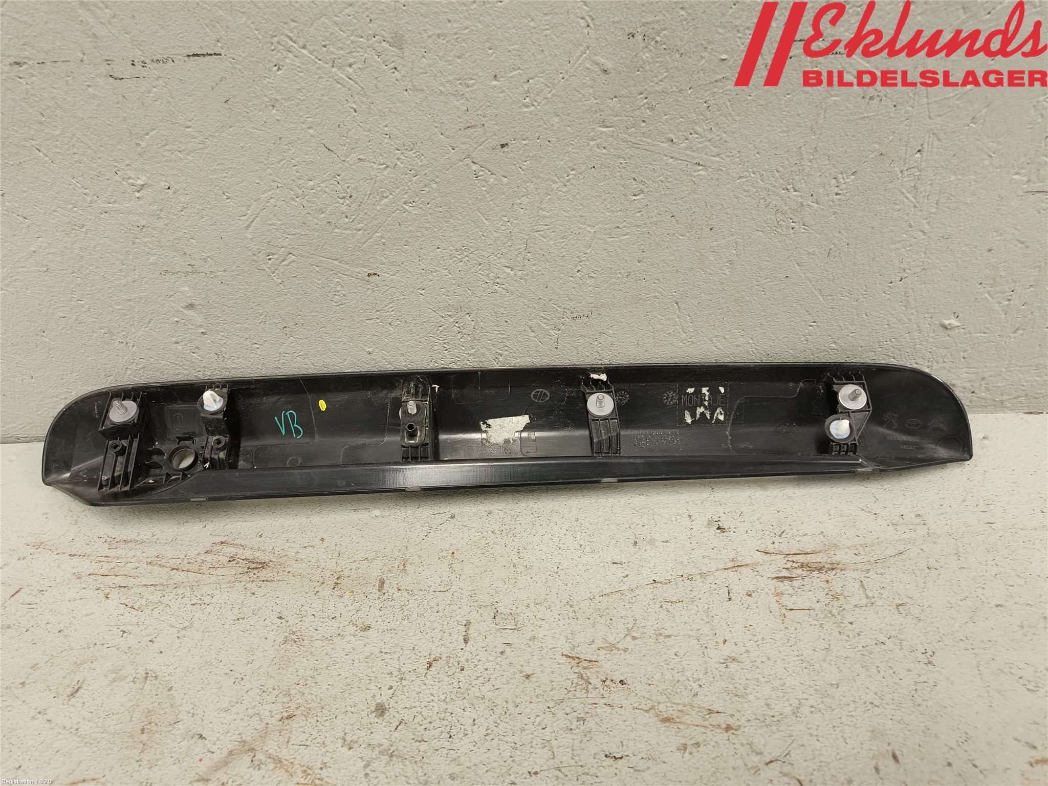 Opel VIVARO 20- Skylt Belysning Fäste