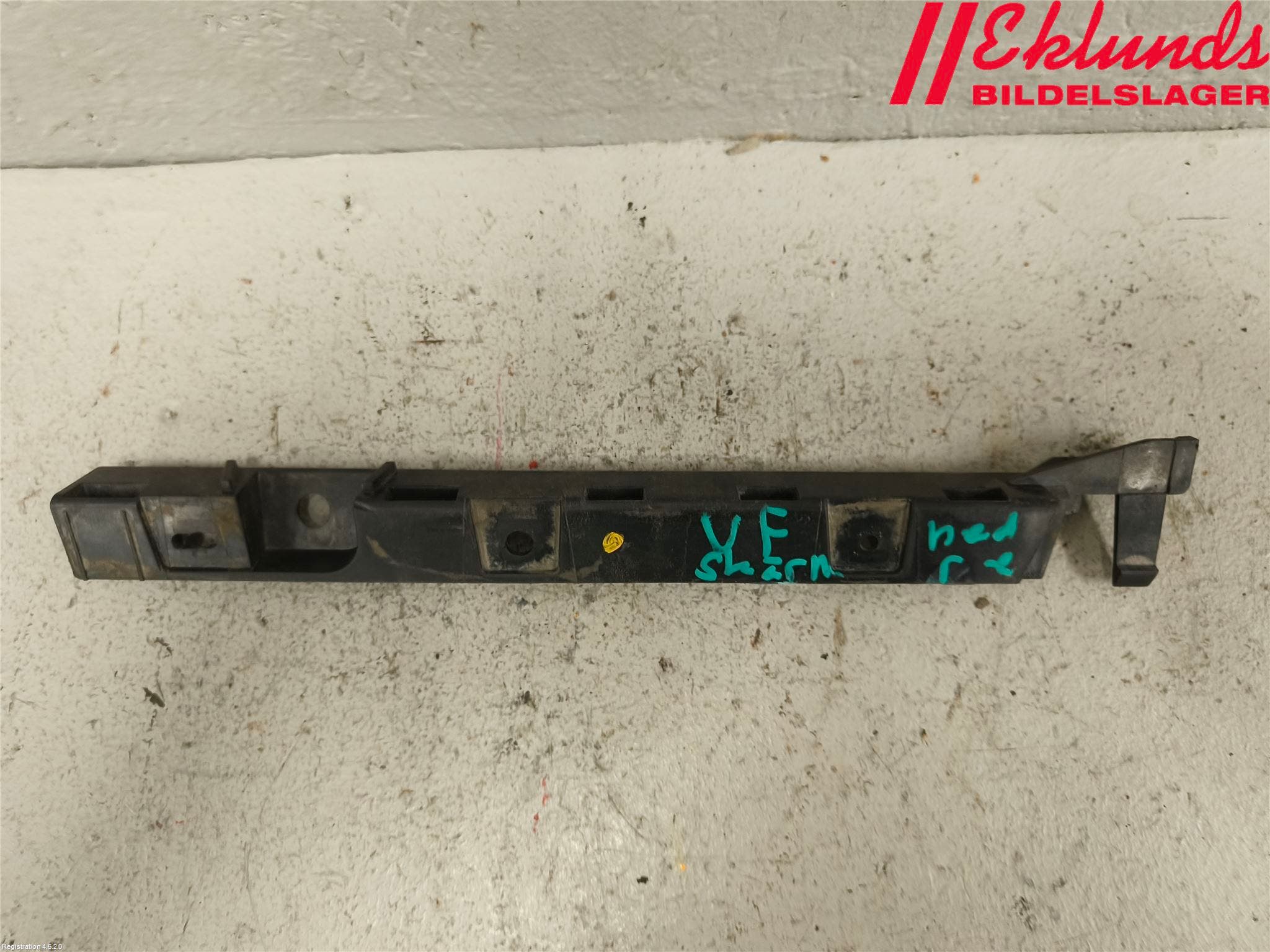 BMW 1 E87/81 5D/3D 03-11 List Skärmkant