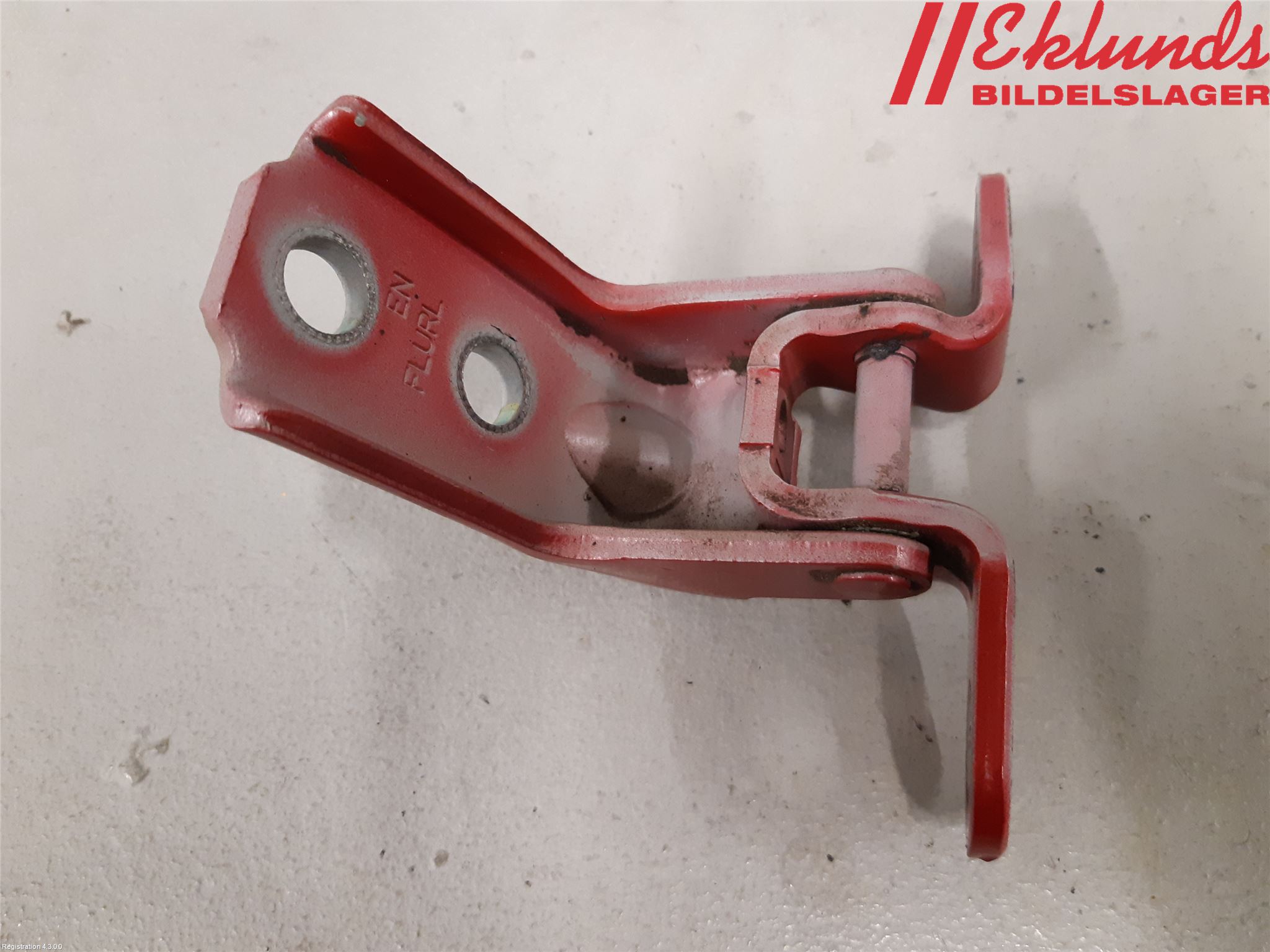 Hyundai SANTA FE 13-18 Dörrgångjärn