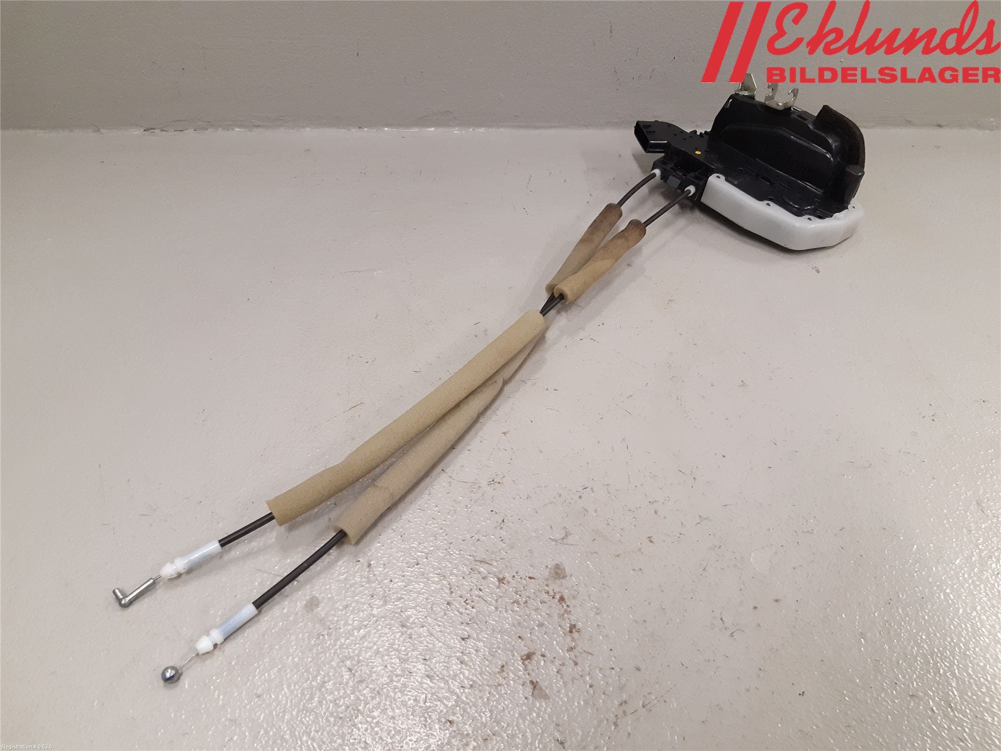 Nissan LEAF 11-17 Låskista-Dörrlås