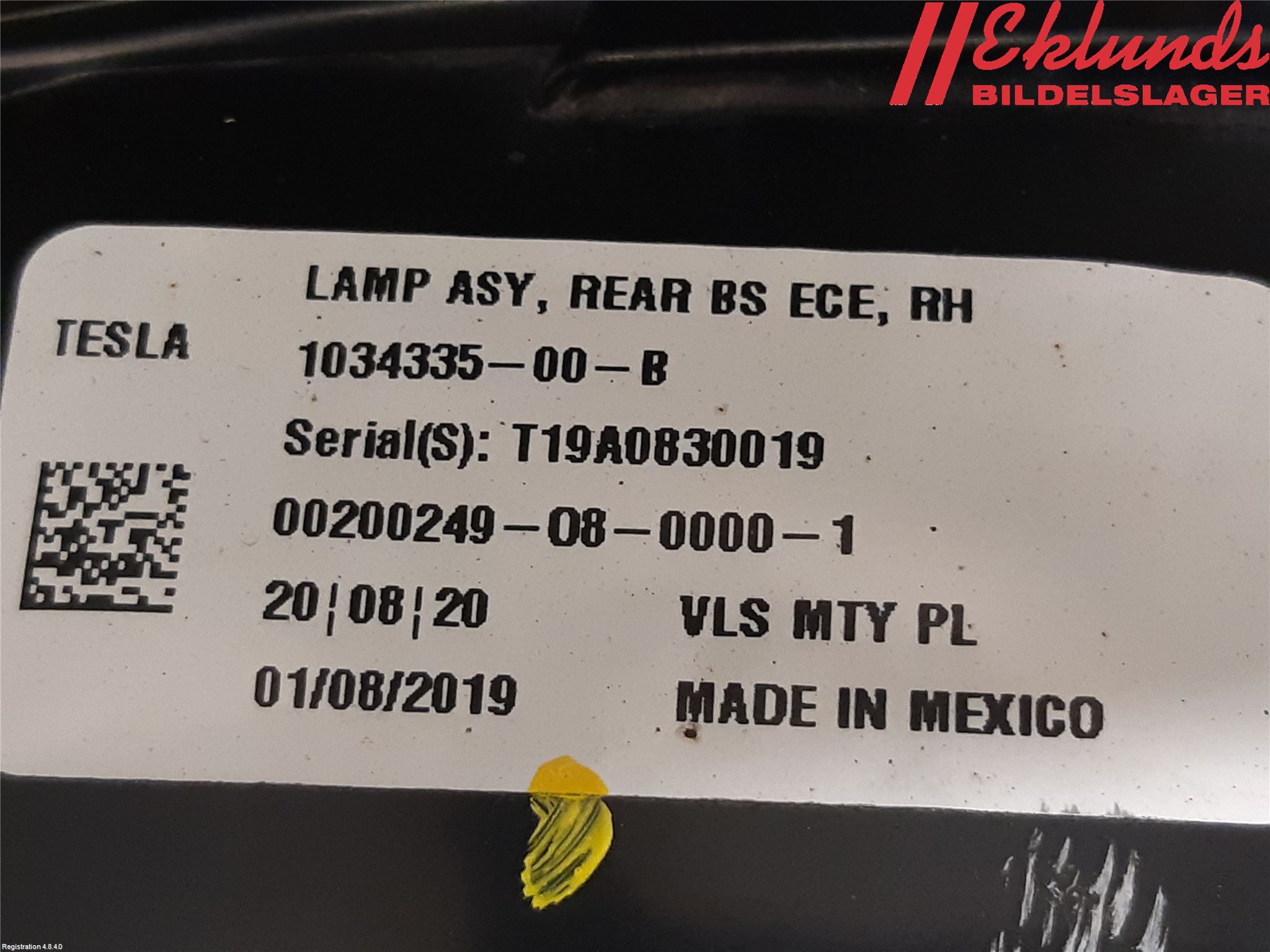 Tesla MODEL X 16- Bakljus Höger