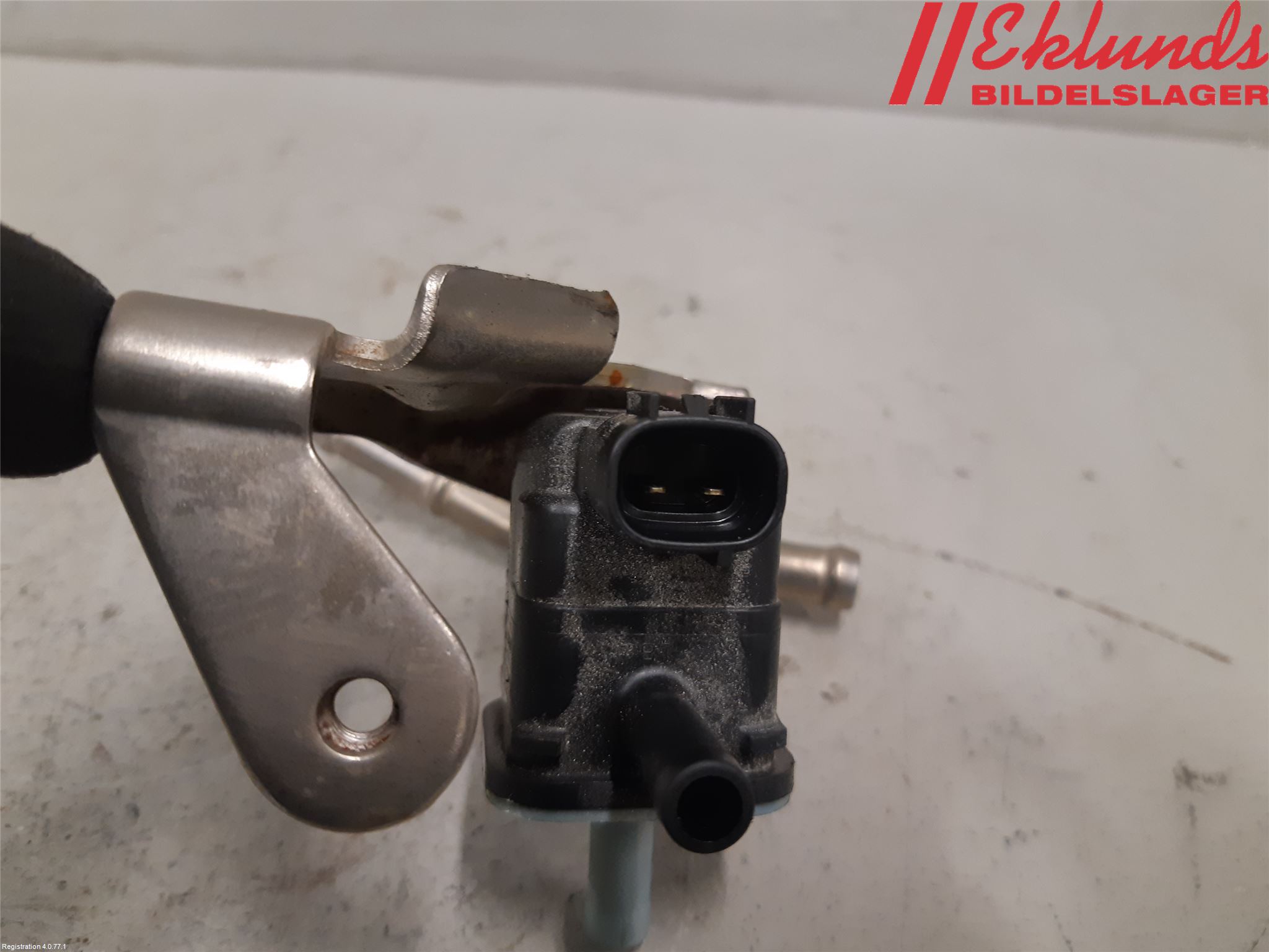 Toyota COROLLA 19- Vakuumventil