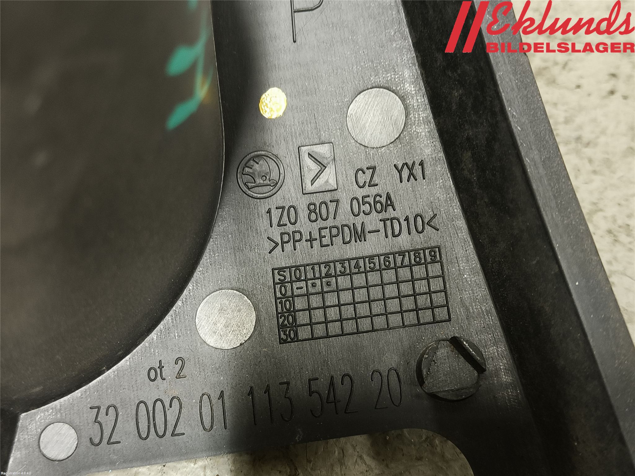 Skoda OCTAVIA (1Z) 05-13 Stötfångardel Fram Hö