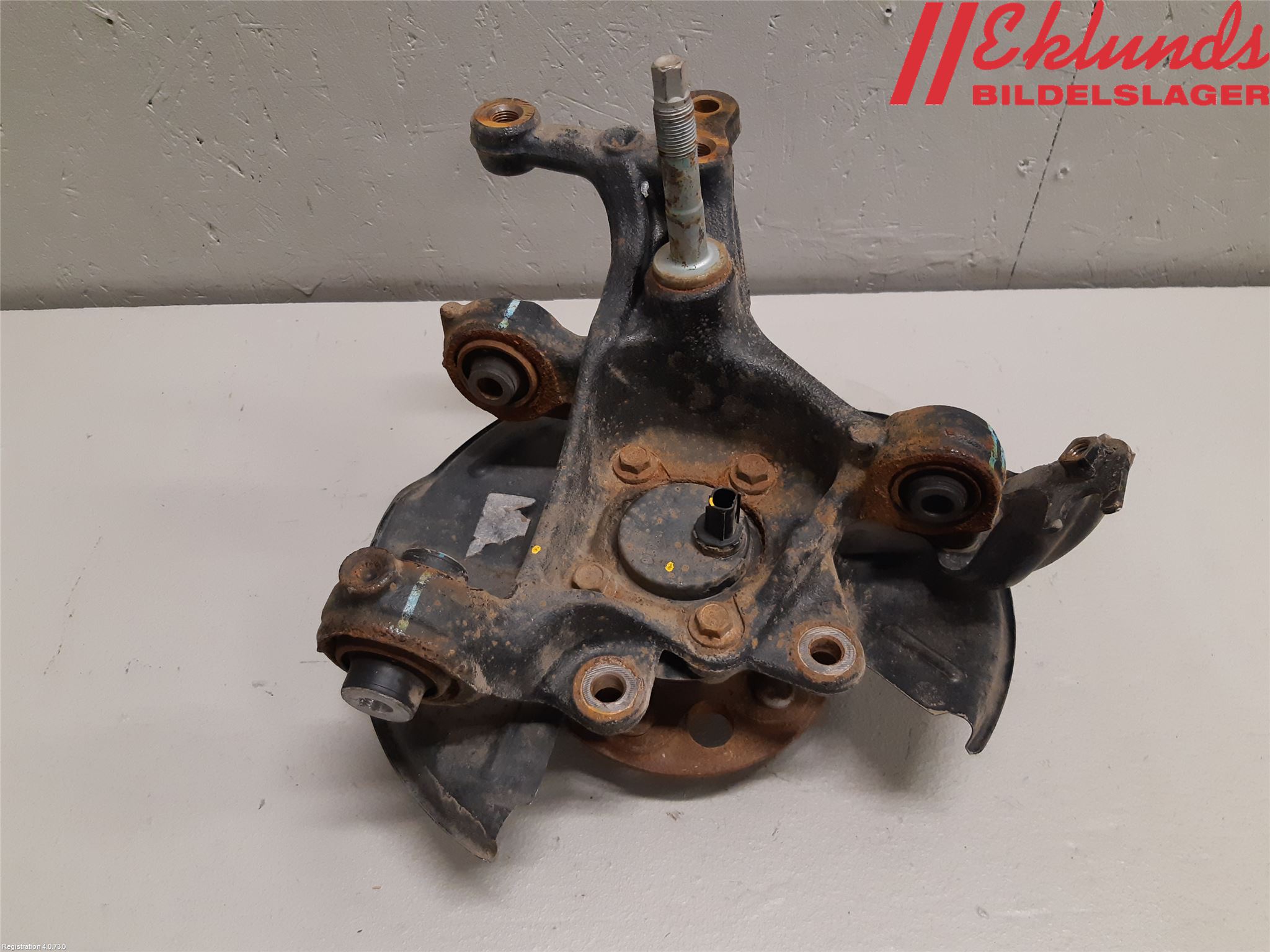 Toyota COROLLA 19- Hjullagerhus-Spindel Hö B