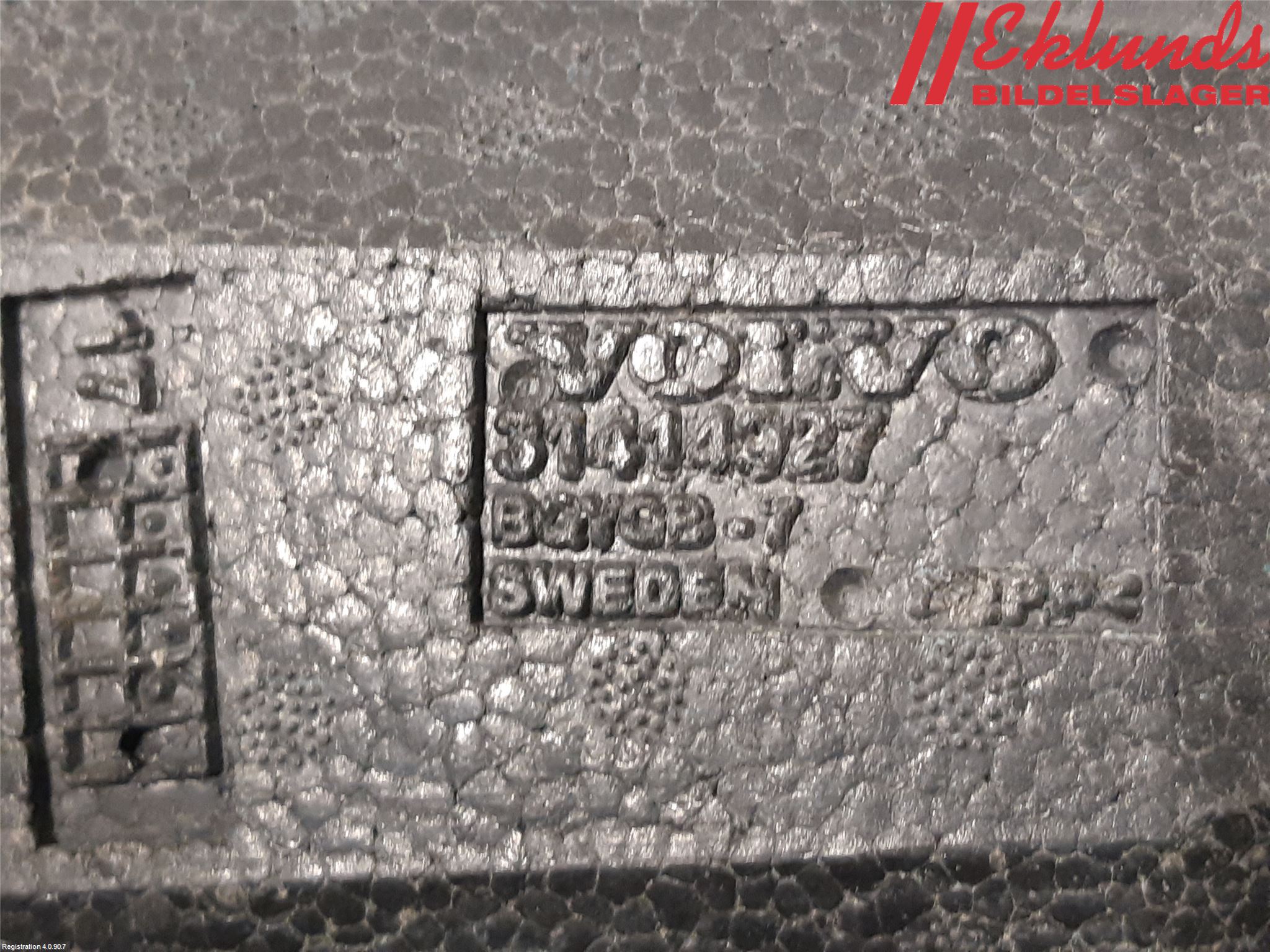 Volvo V90 17->> Stötfångare Deformelement Bak