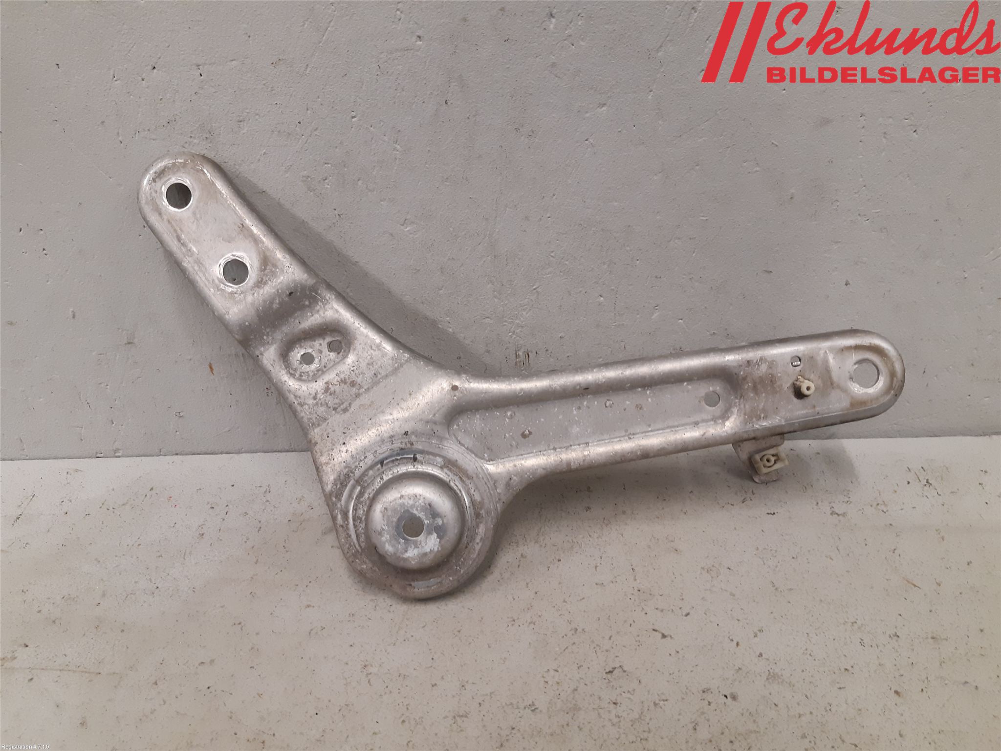 BMW X3 G01 18- Bakaxel Fäste