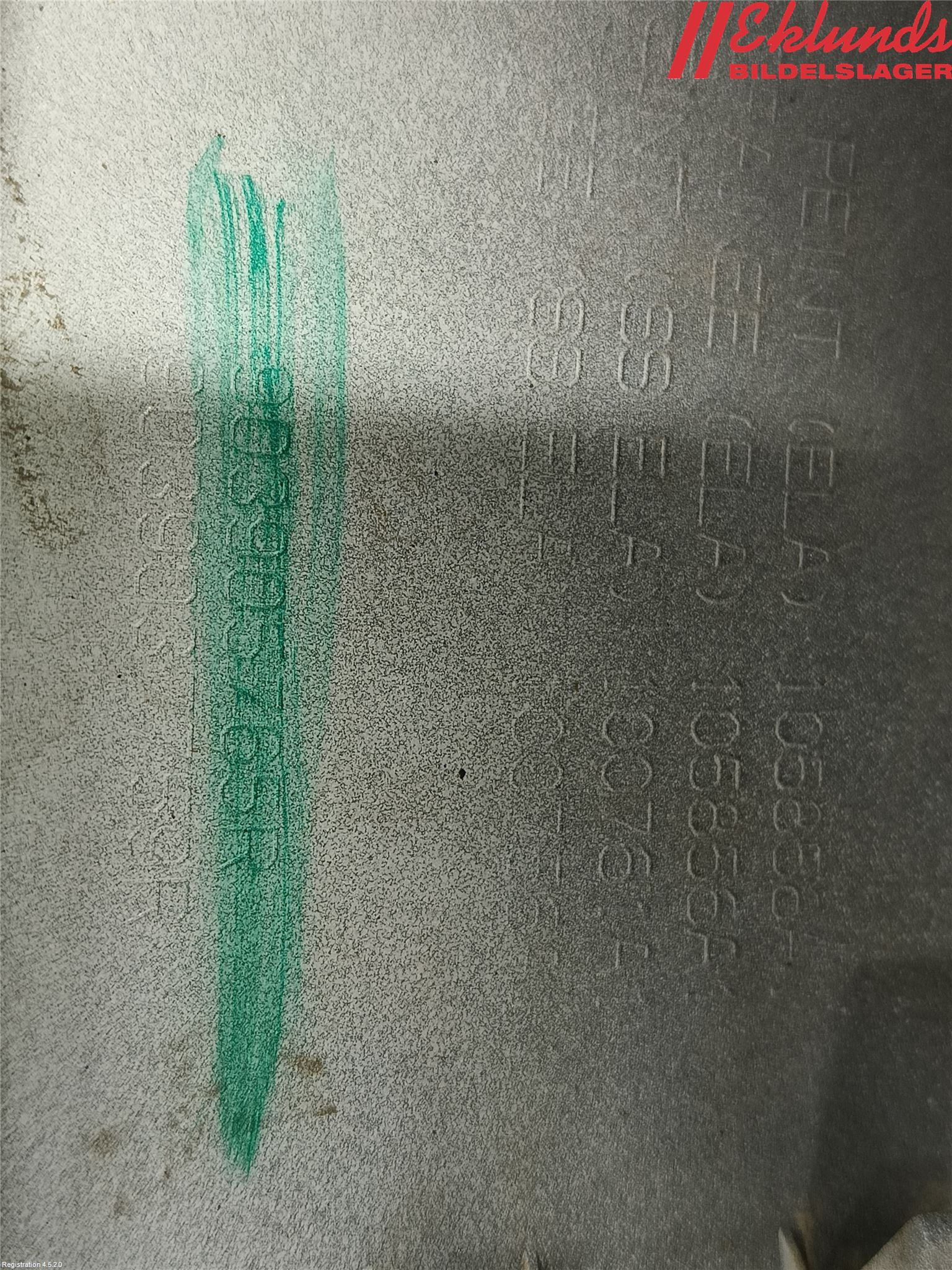 Renault TRAFIC/E-TECH 15- Bakljussarg